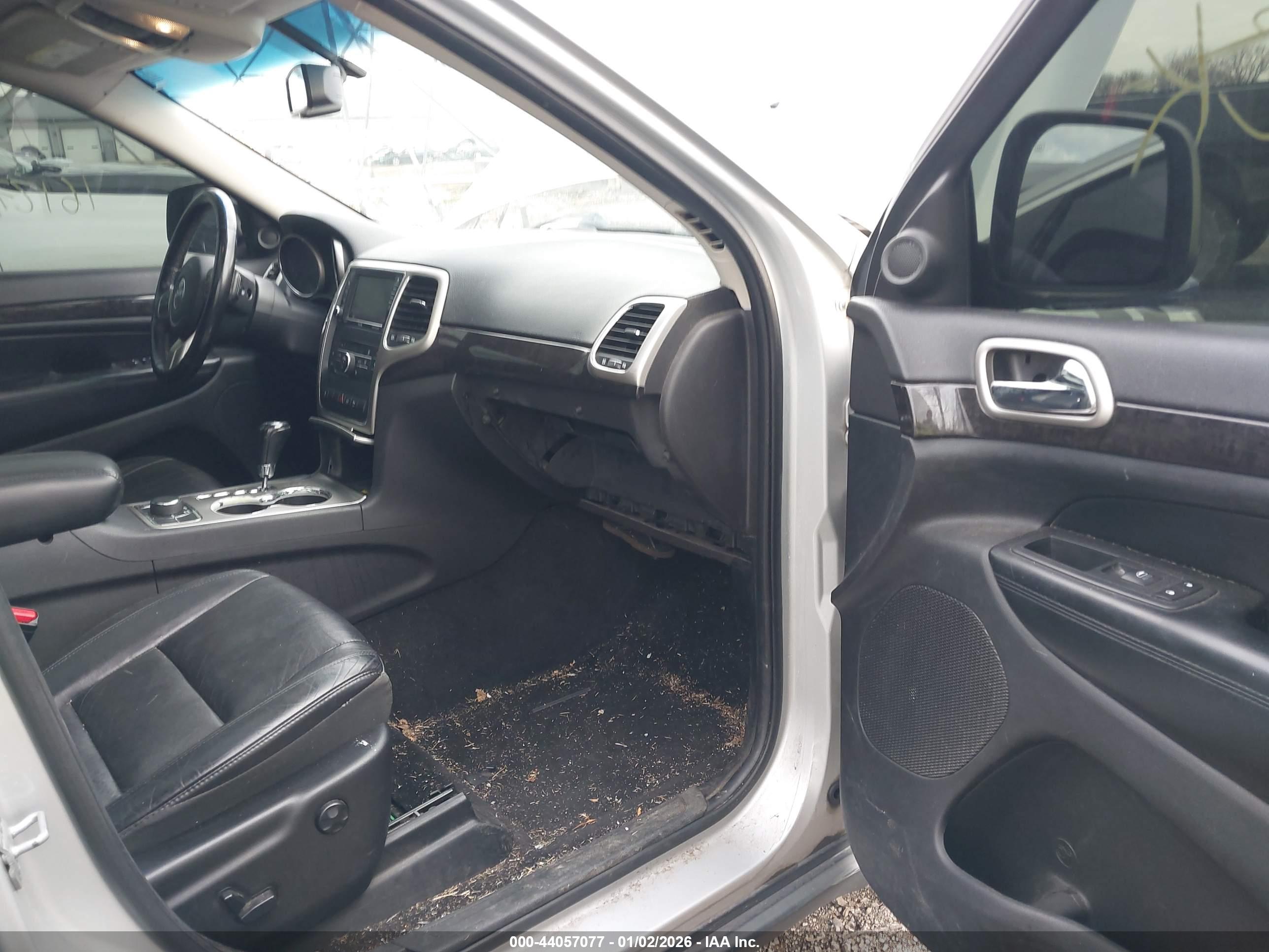 JEEP GRAND image 5