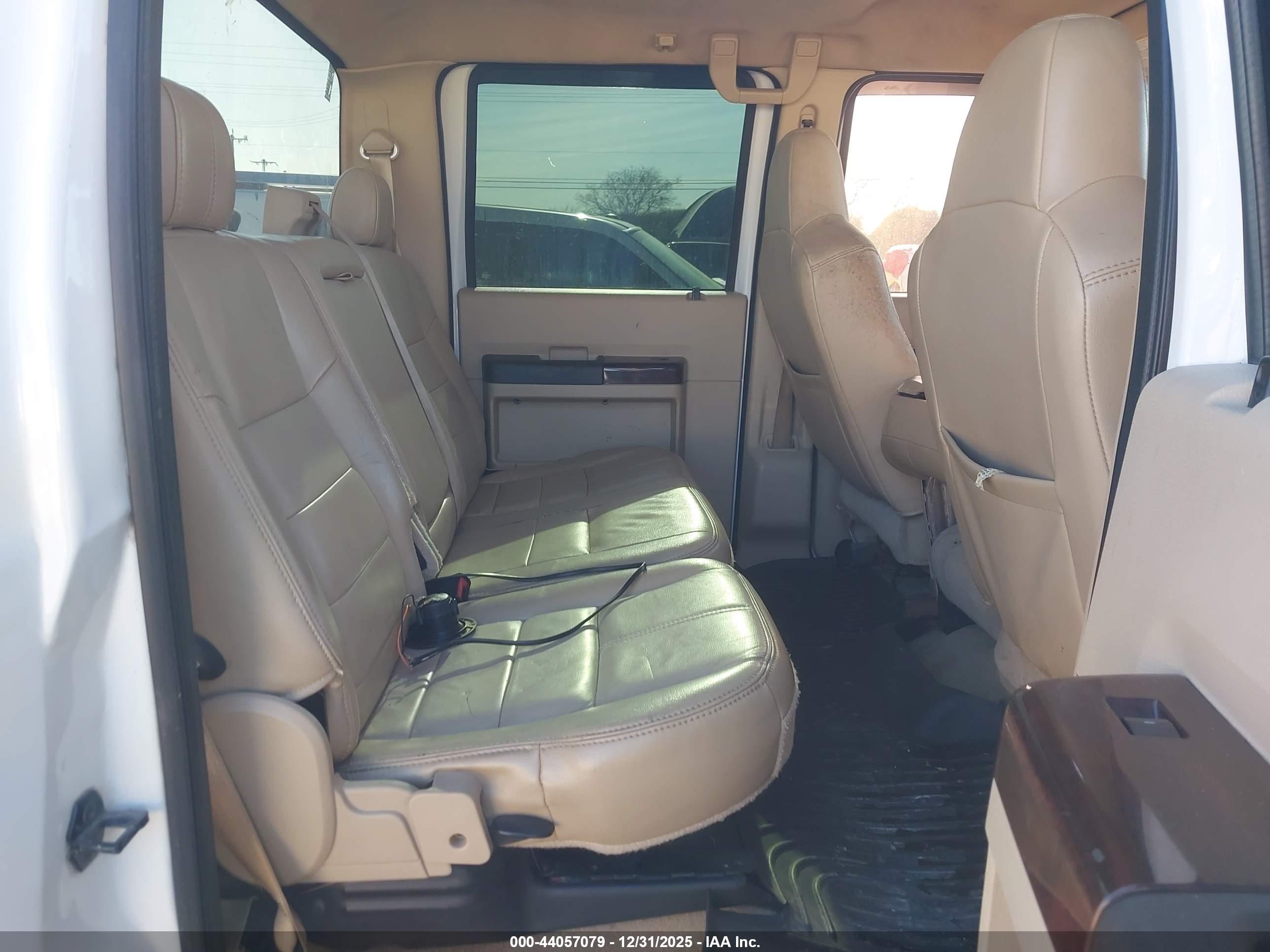 FORD F-250 image 8