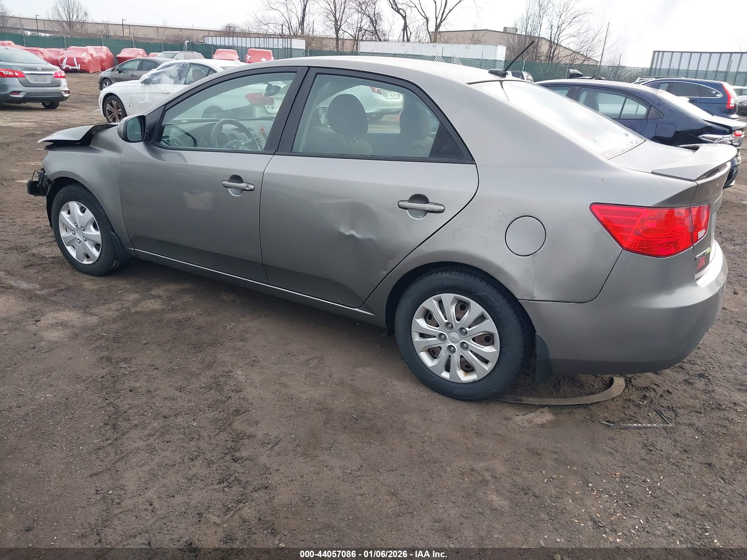 KIA FORTE image 3