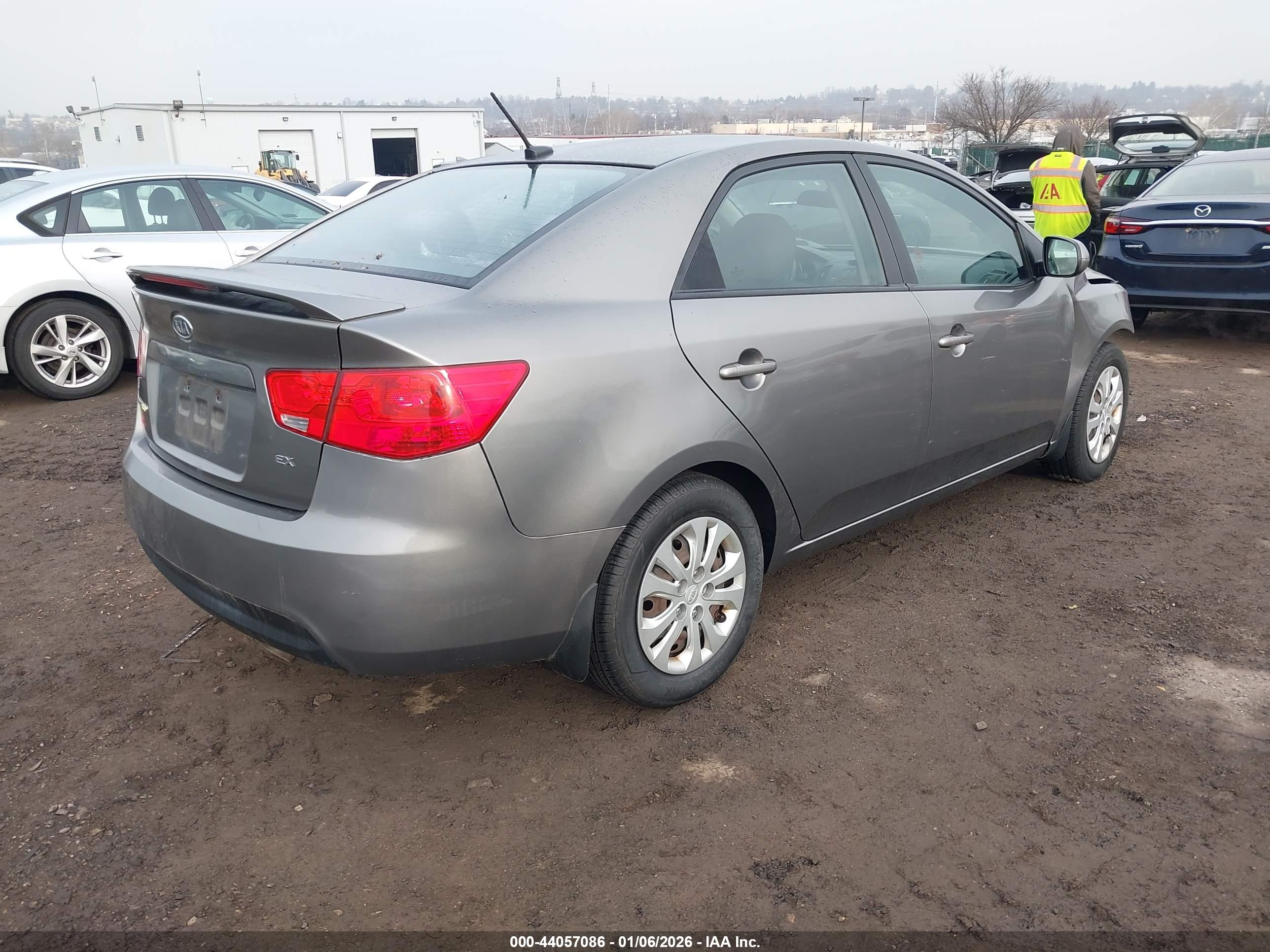 KIA FORTE image 4