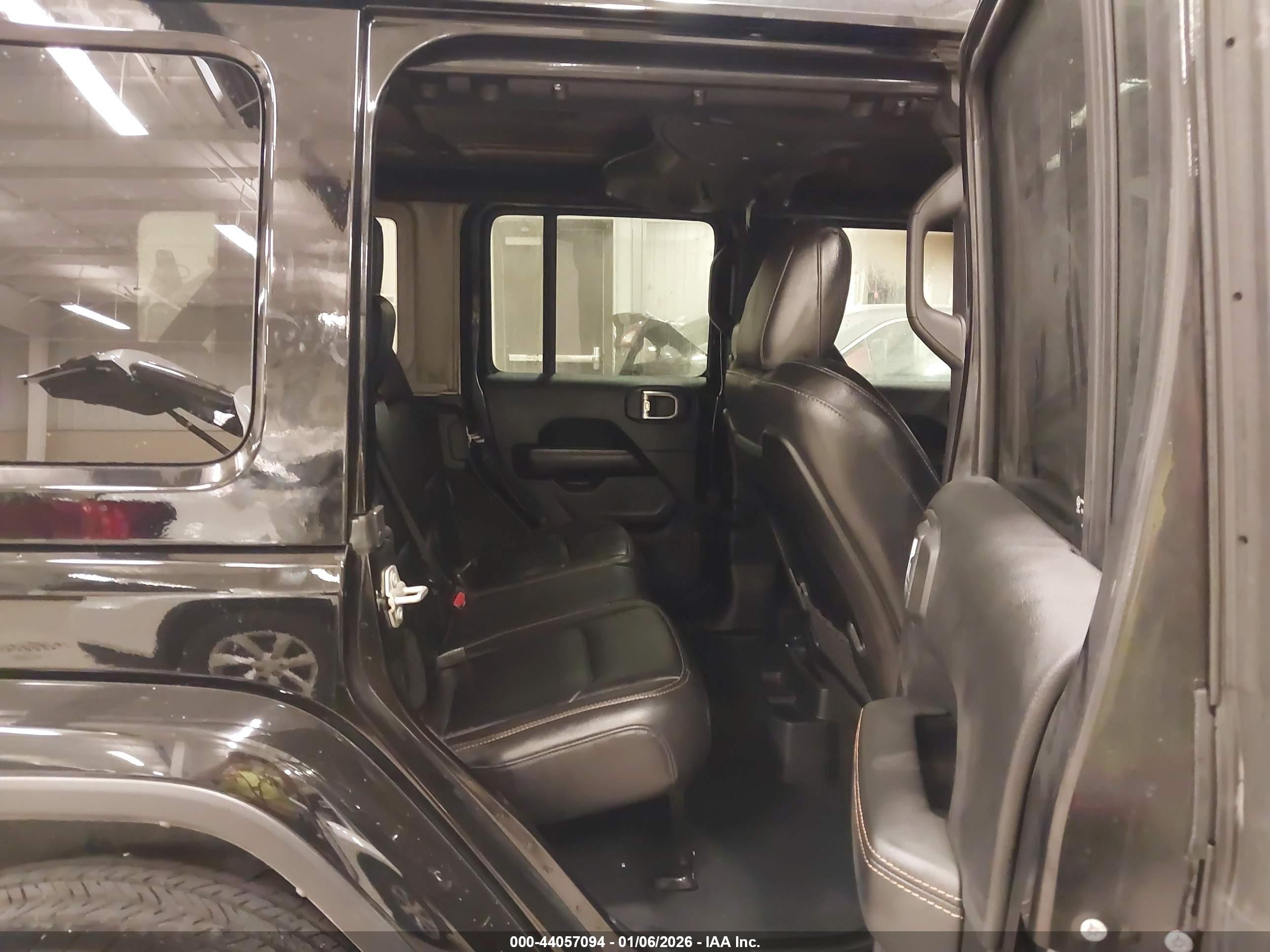 JEEP WRANGLER image 8