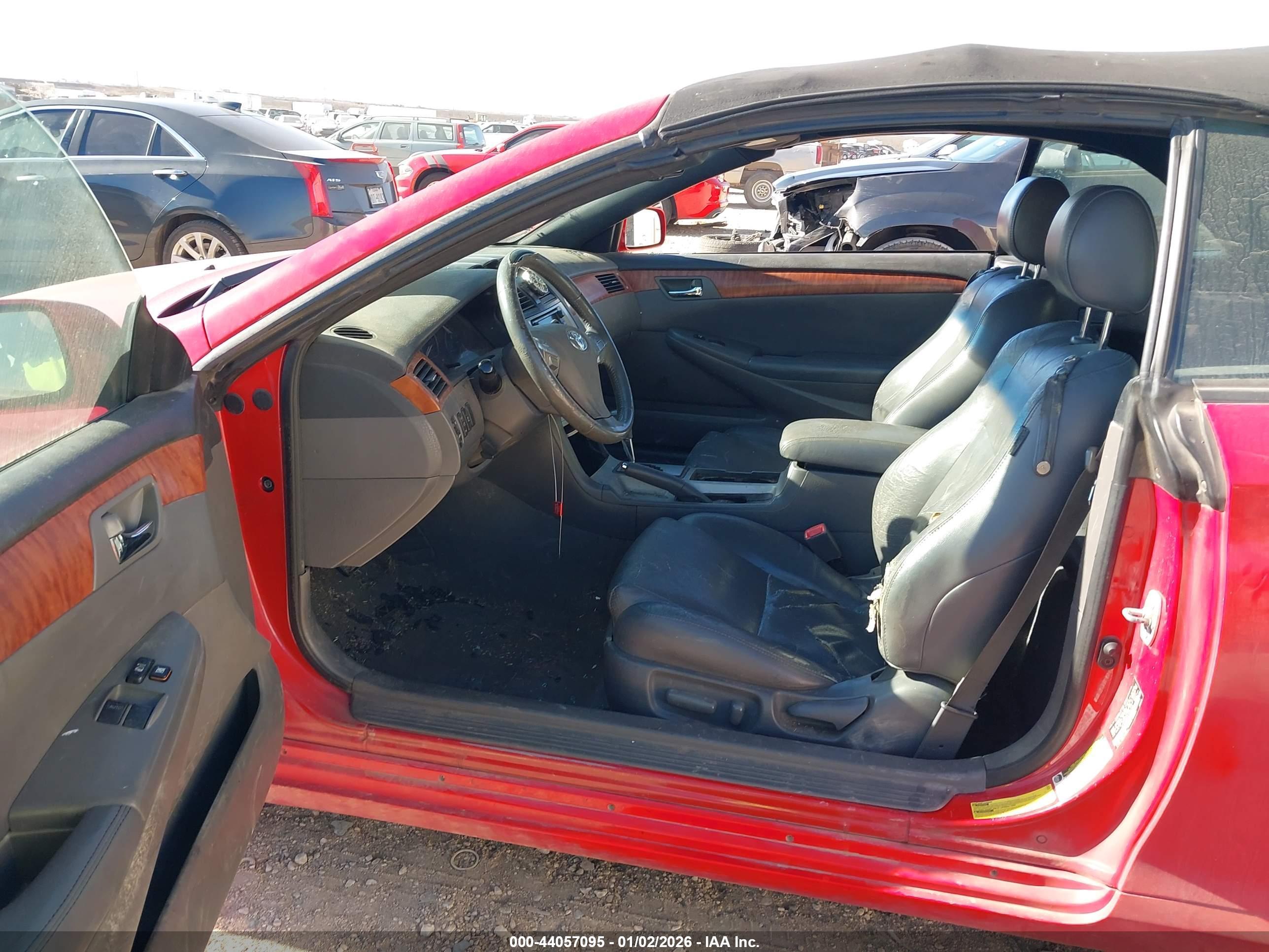 TOYOTA CAMRY image 5
