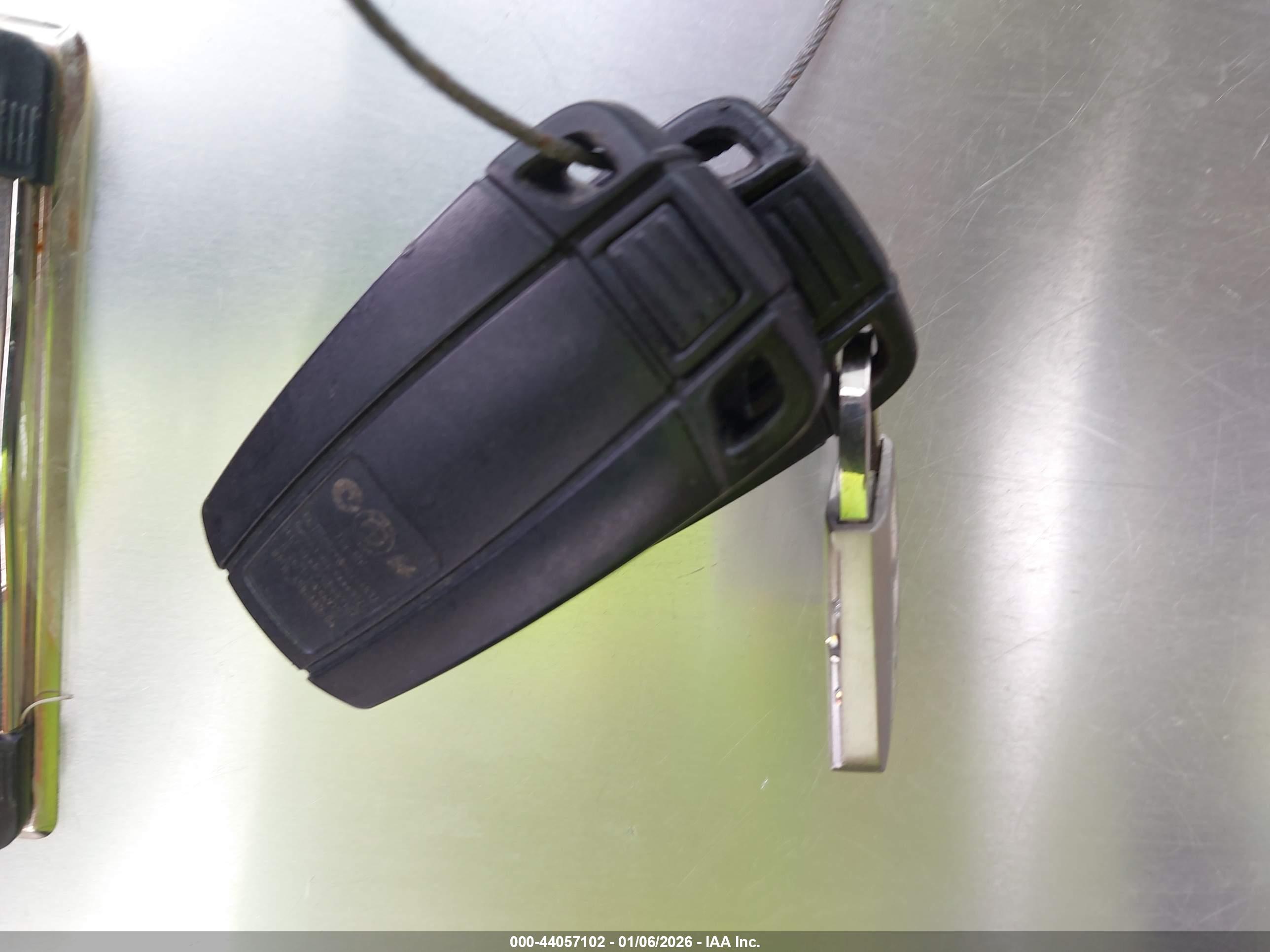 BMW 328I image 11
