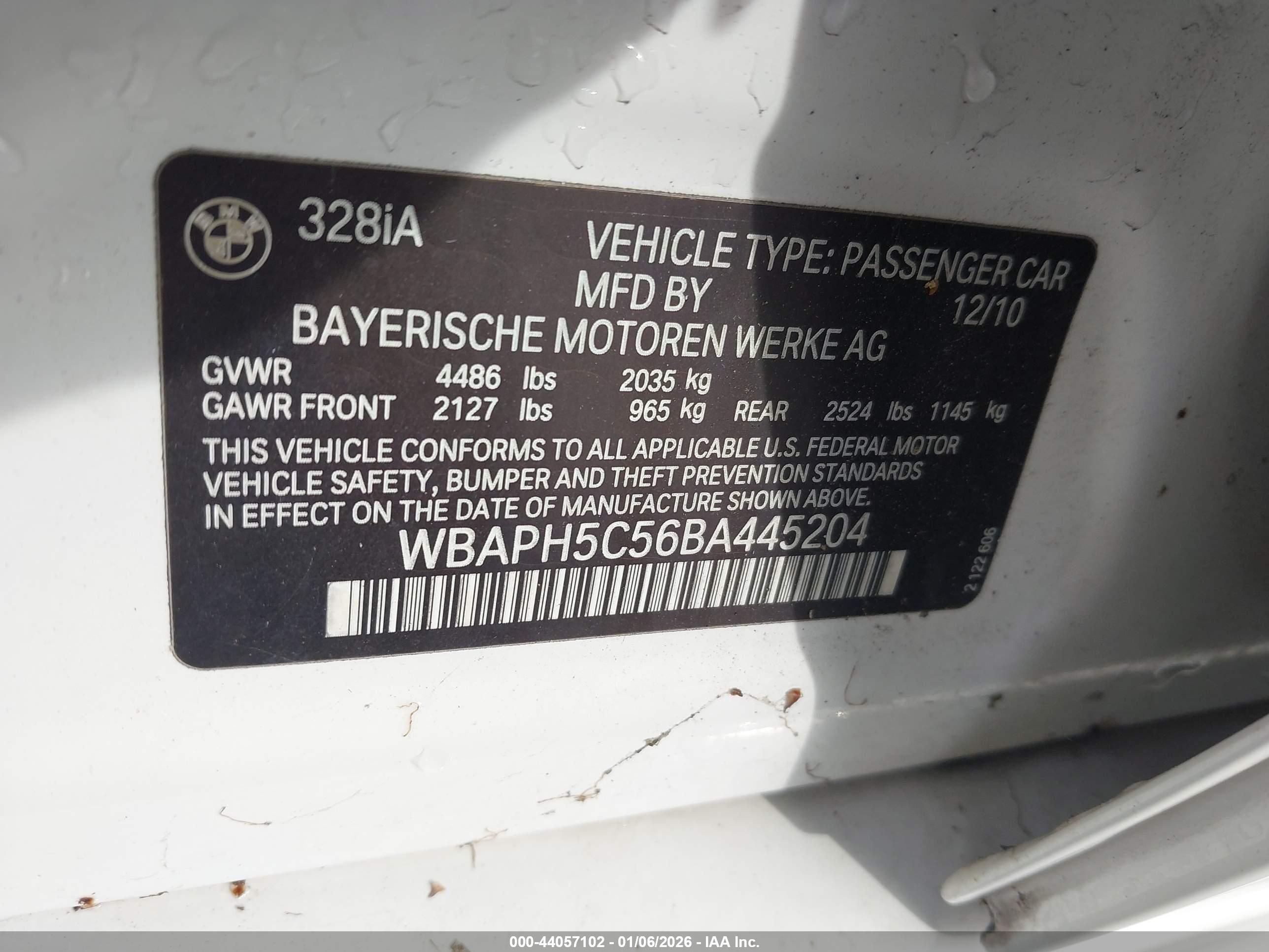 BMW 328I image 9