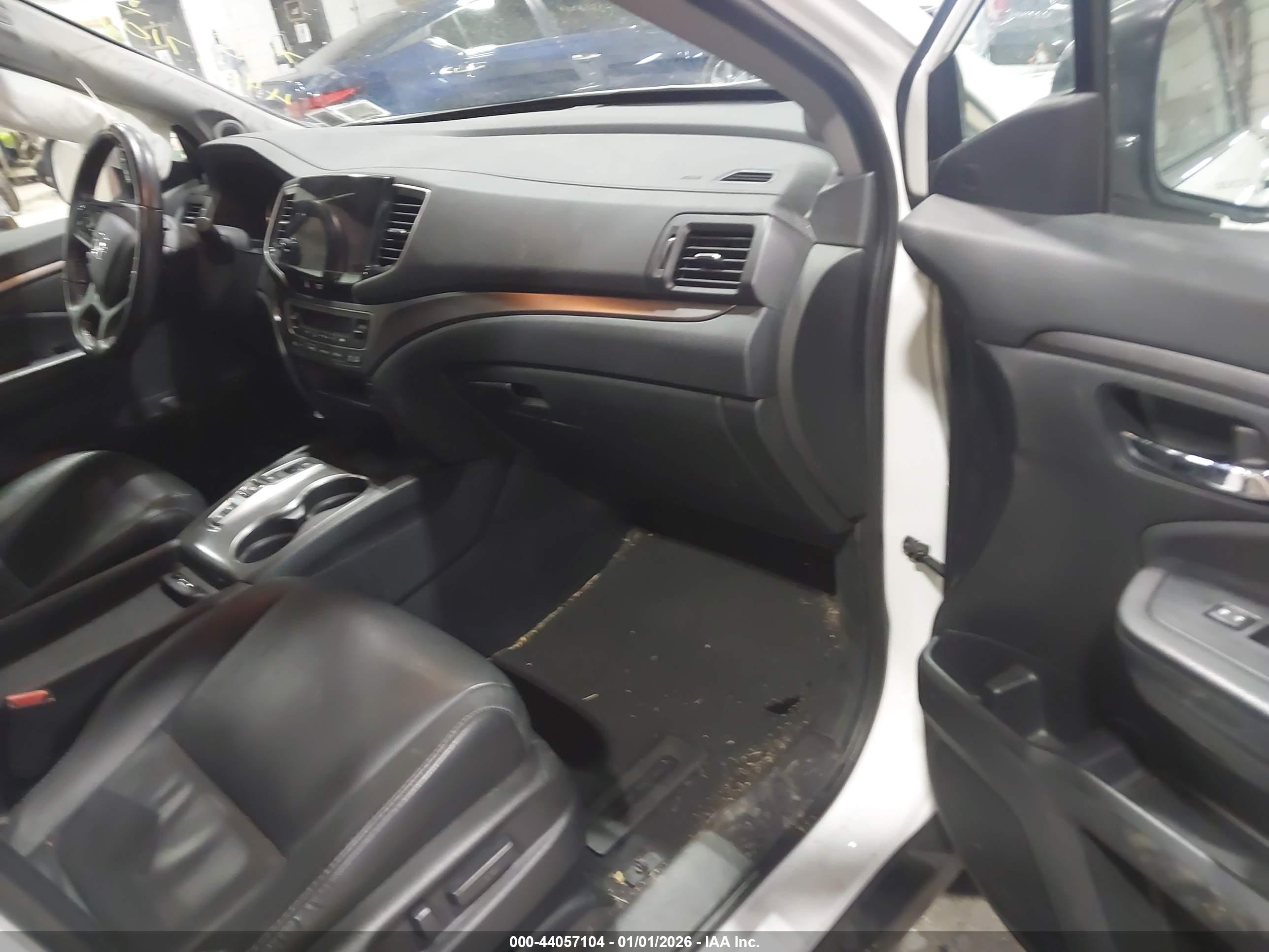 HONDA PILOT image 5