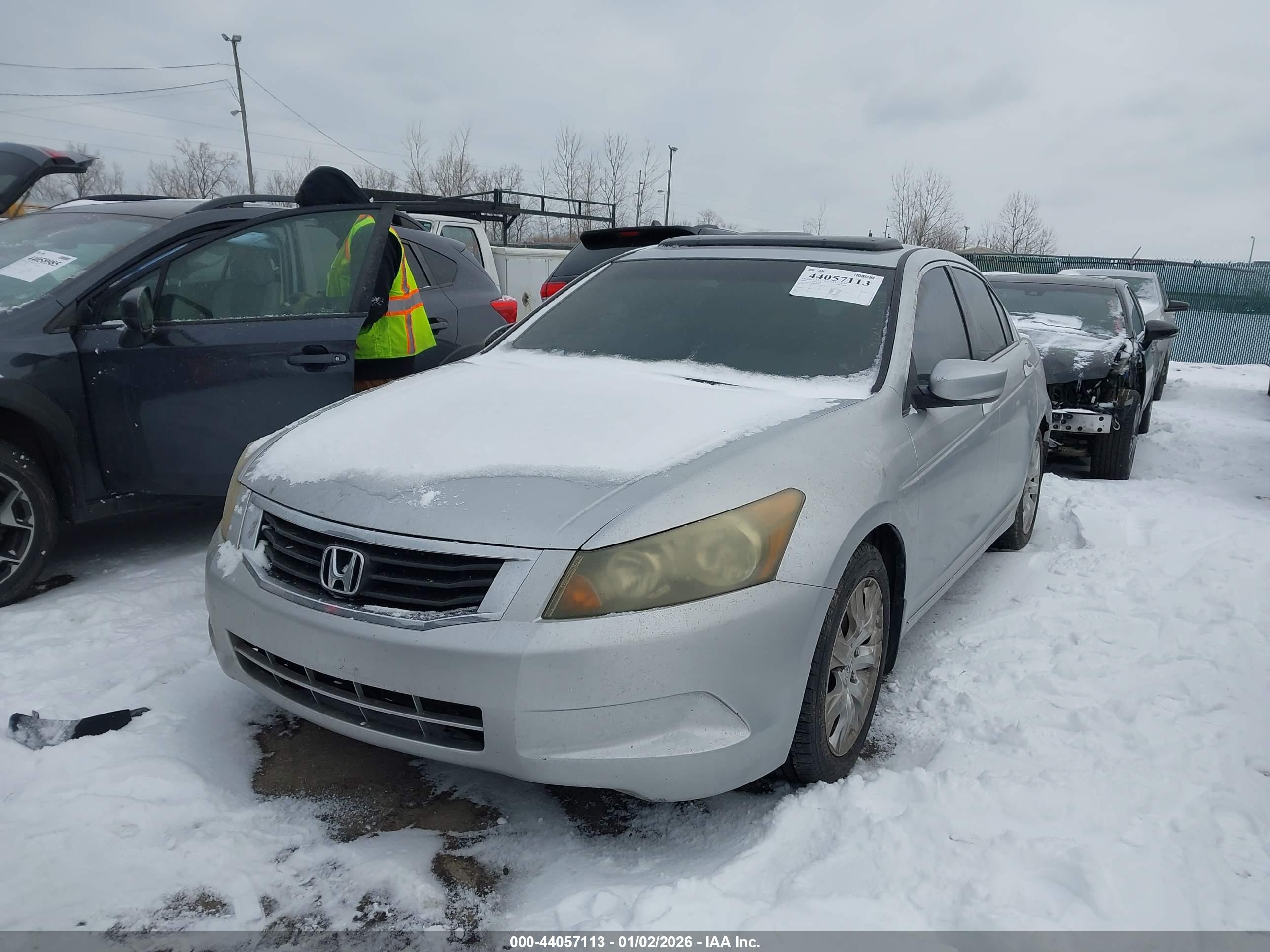HONDA ACCORD image 2