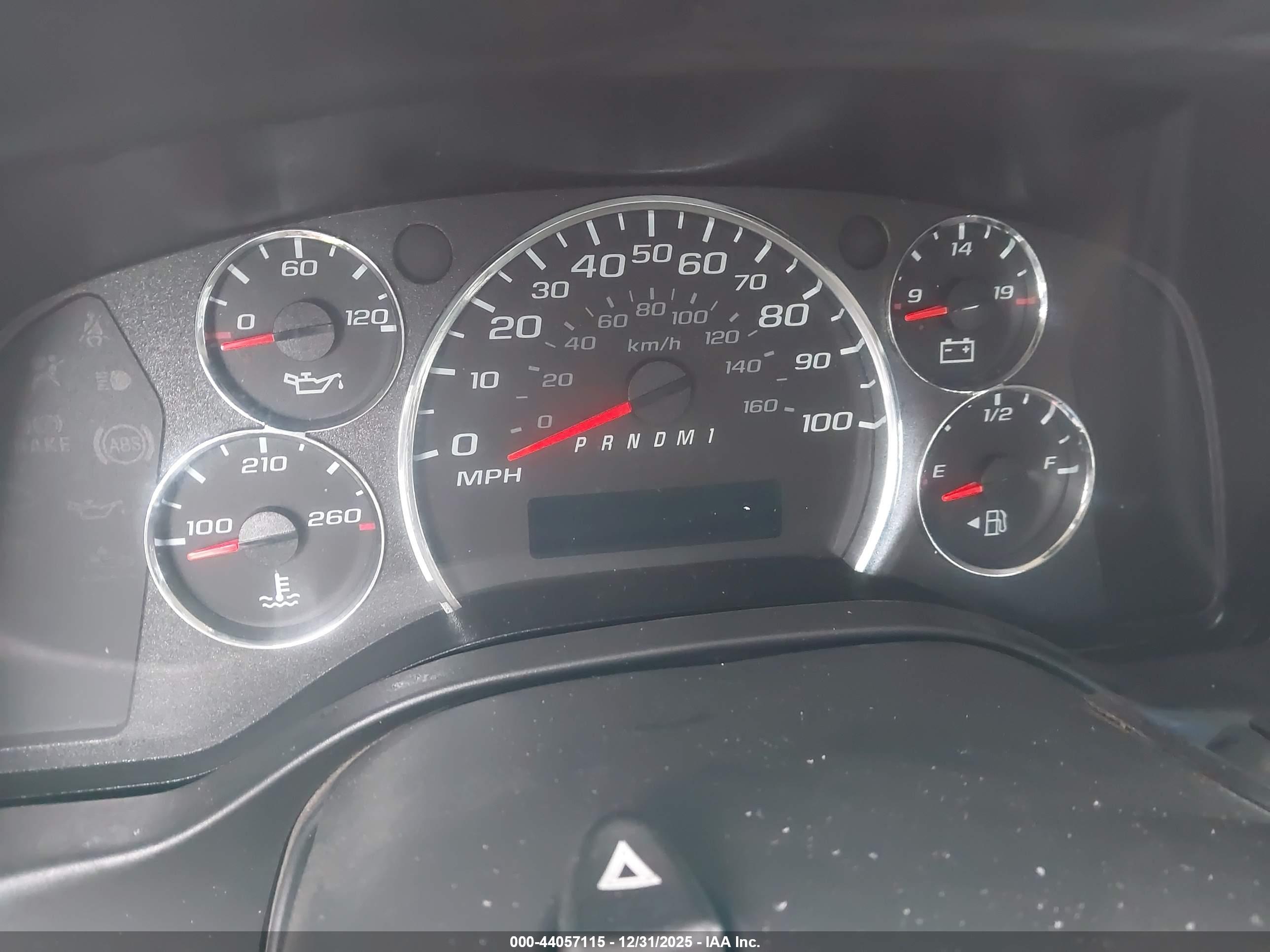 CHEVROLET EXPRESS image 7