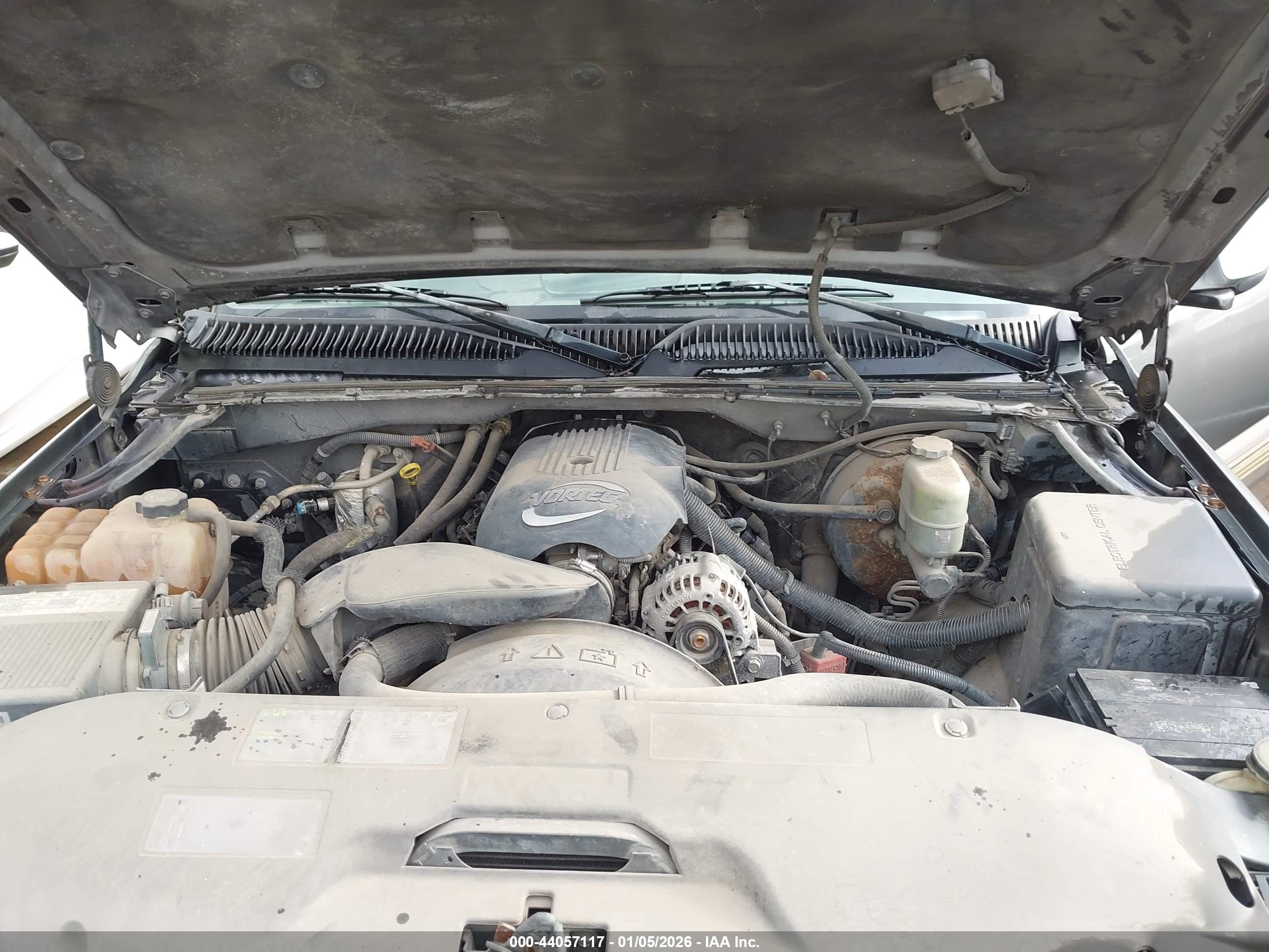 CHEVROLET SILVERADO image 10