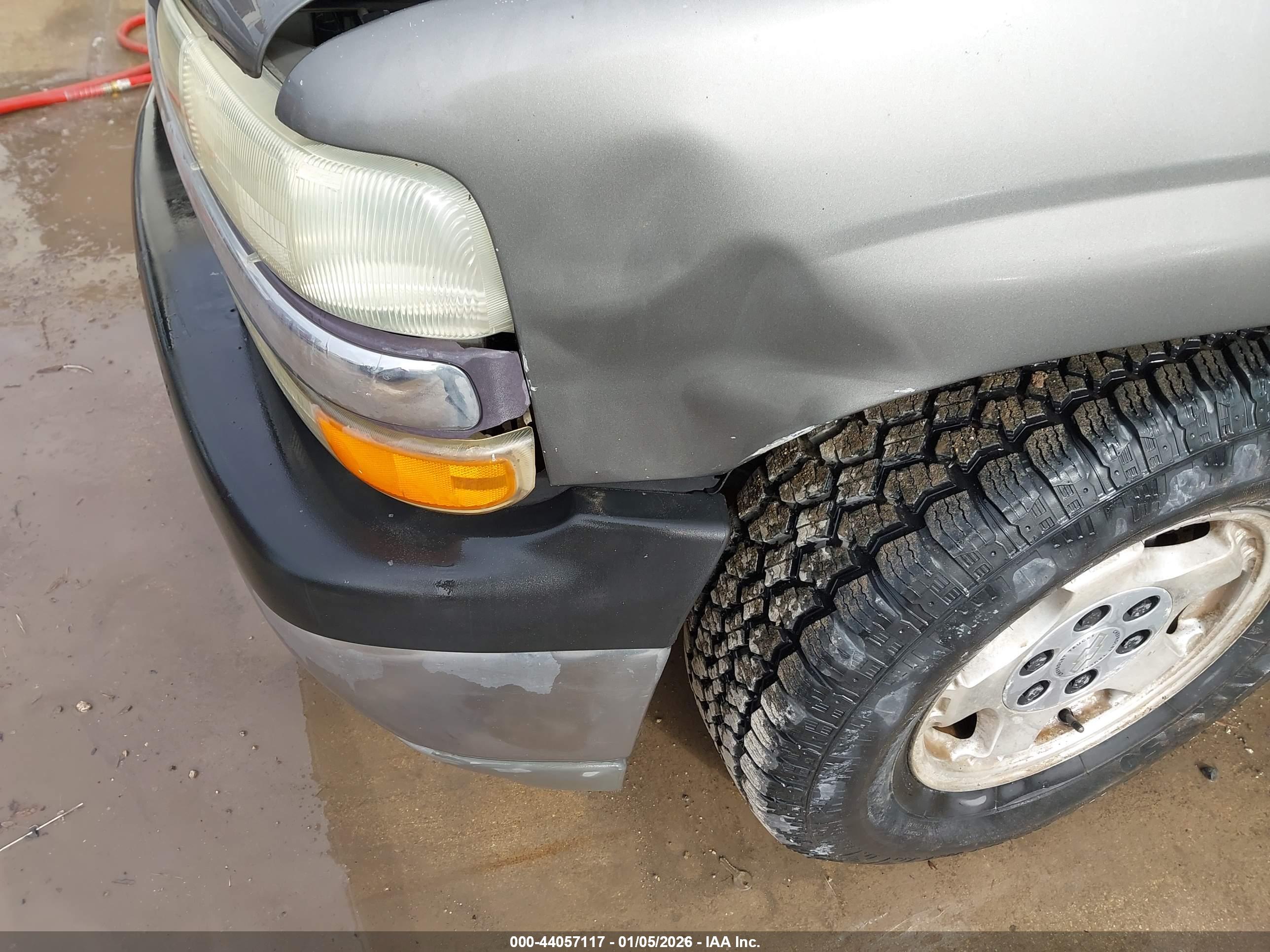 CHEVROLET SILVERADO image 6