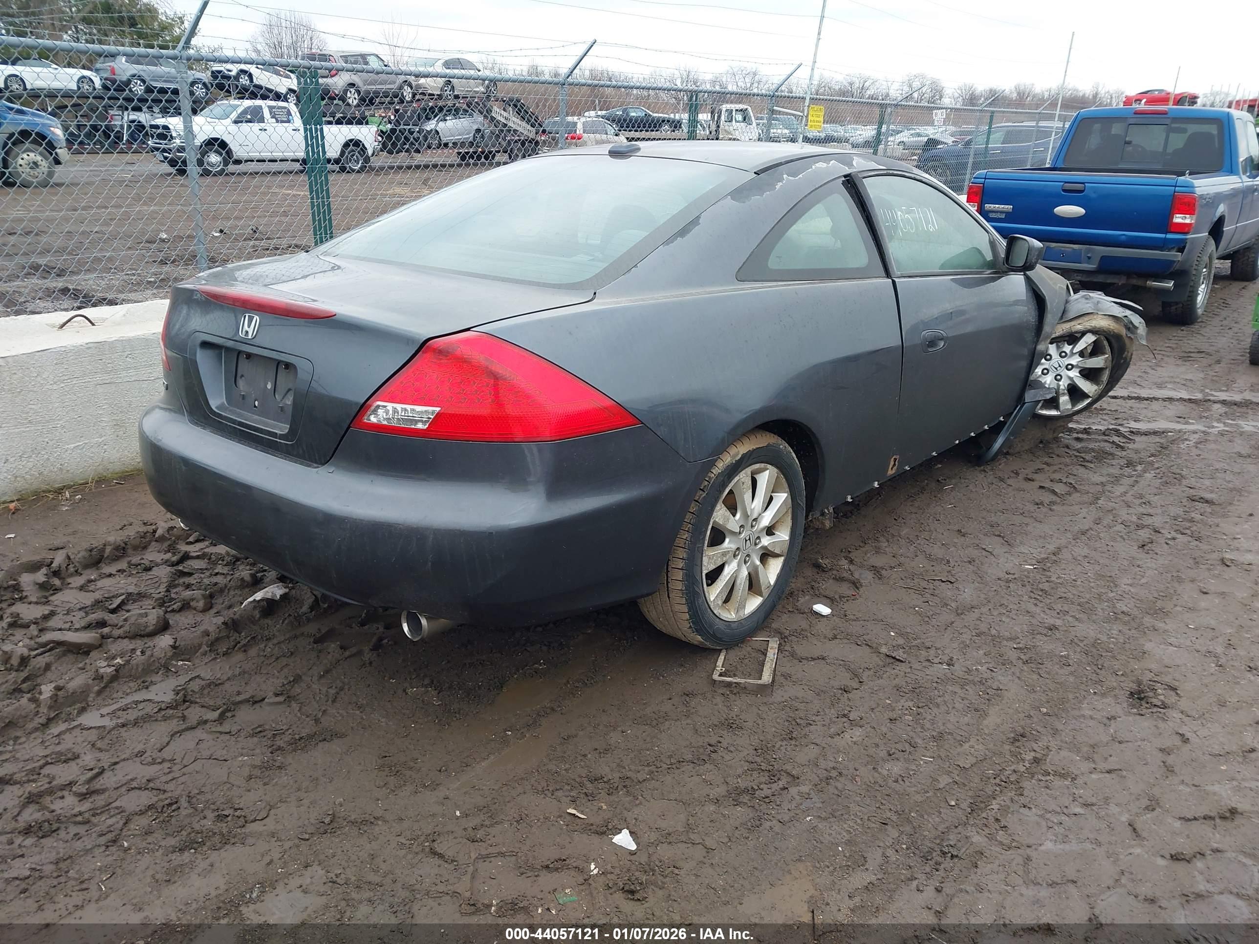 HONDA ACCORD image 4