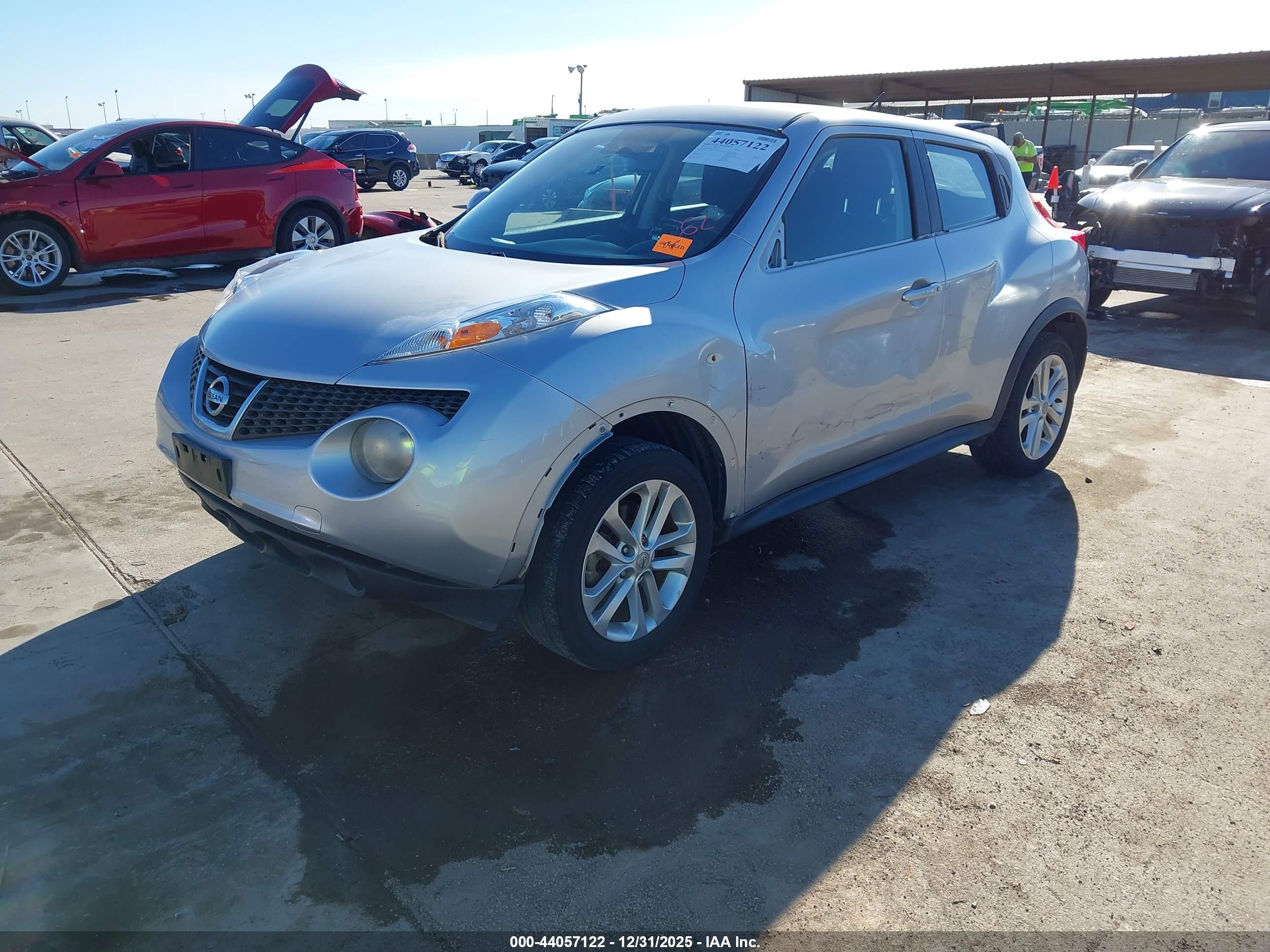 NISSAN JUKE image 2