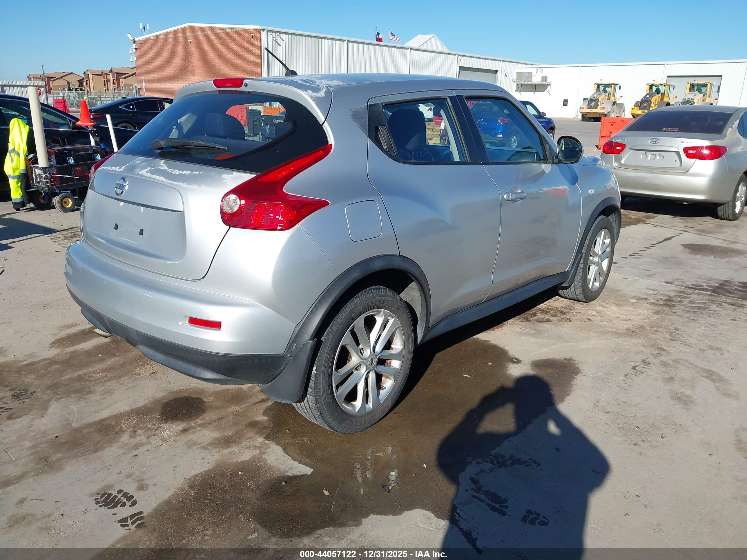 NISSAN JUKE image 4