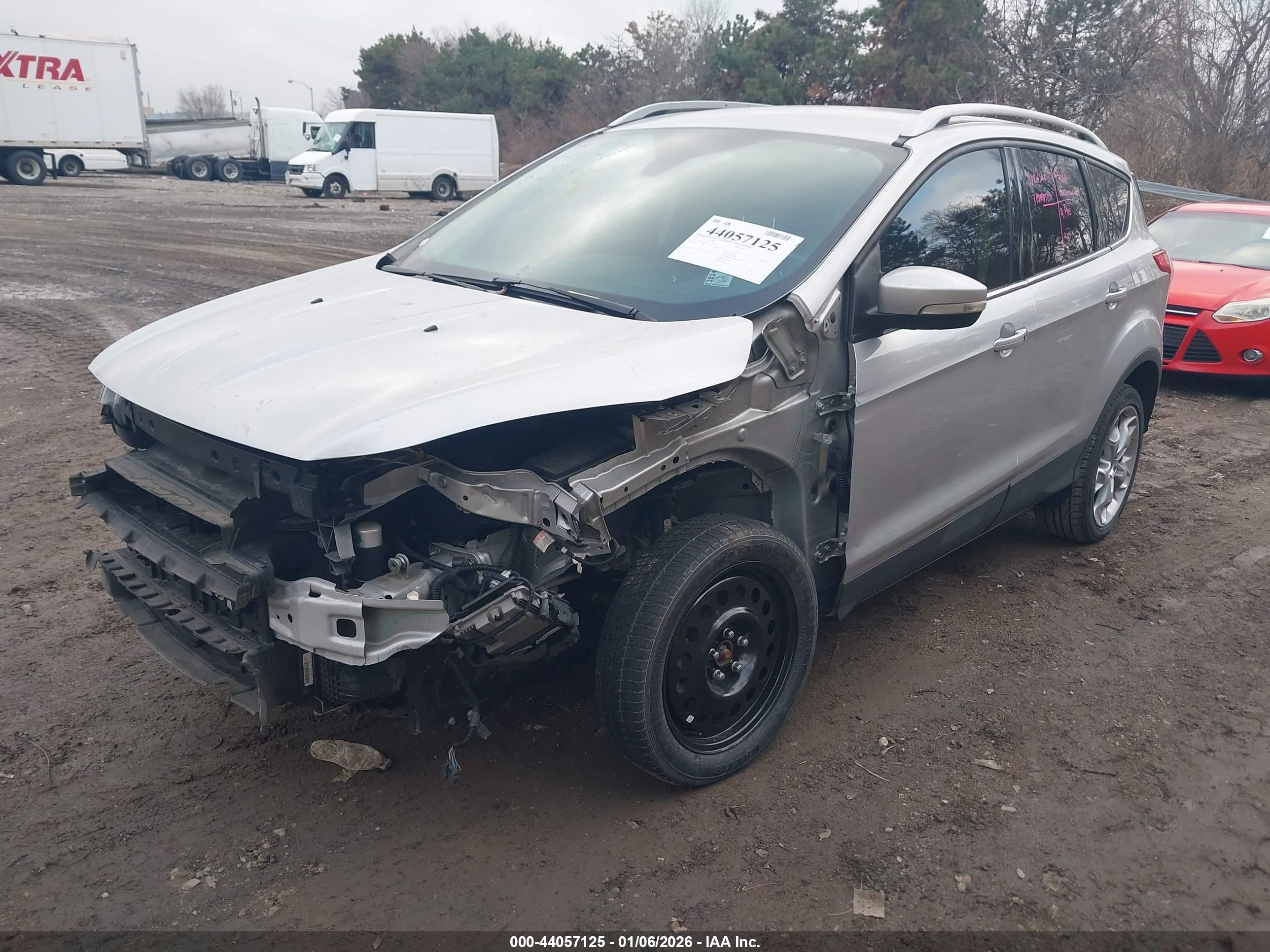 FORD ESCAPE image 2