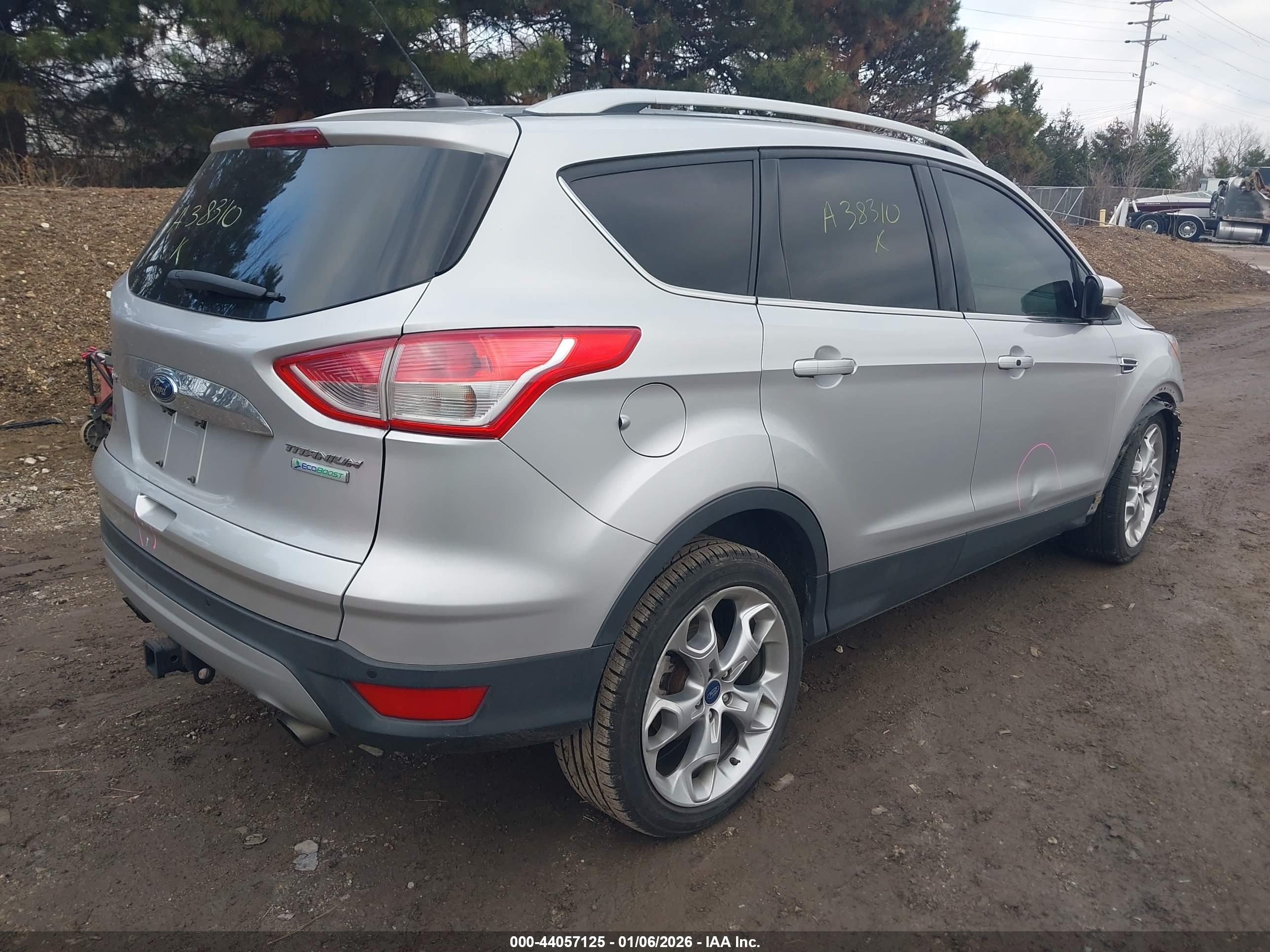 FORD ESCAPE image 4