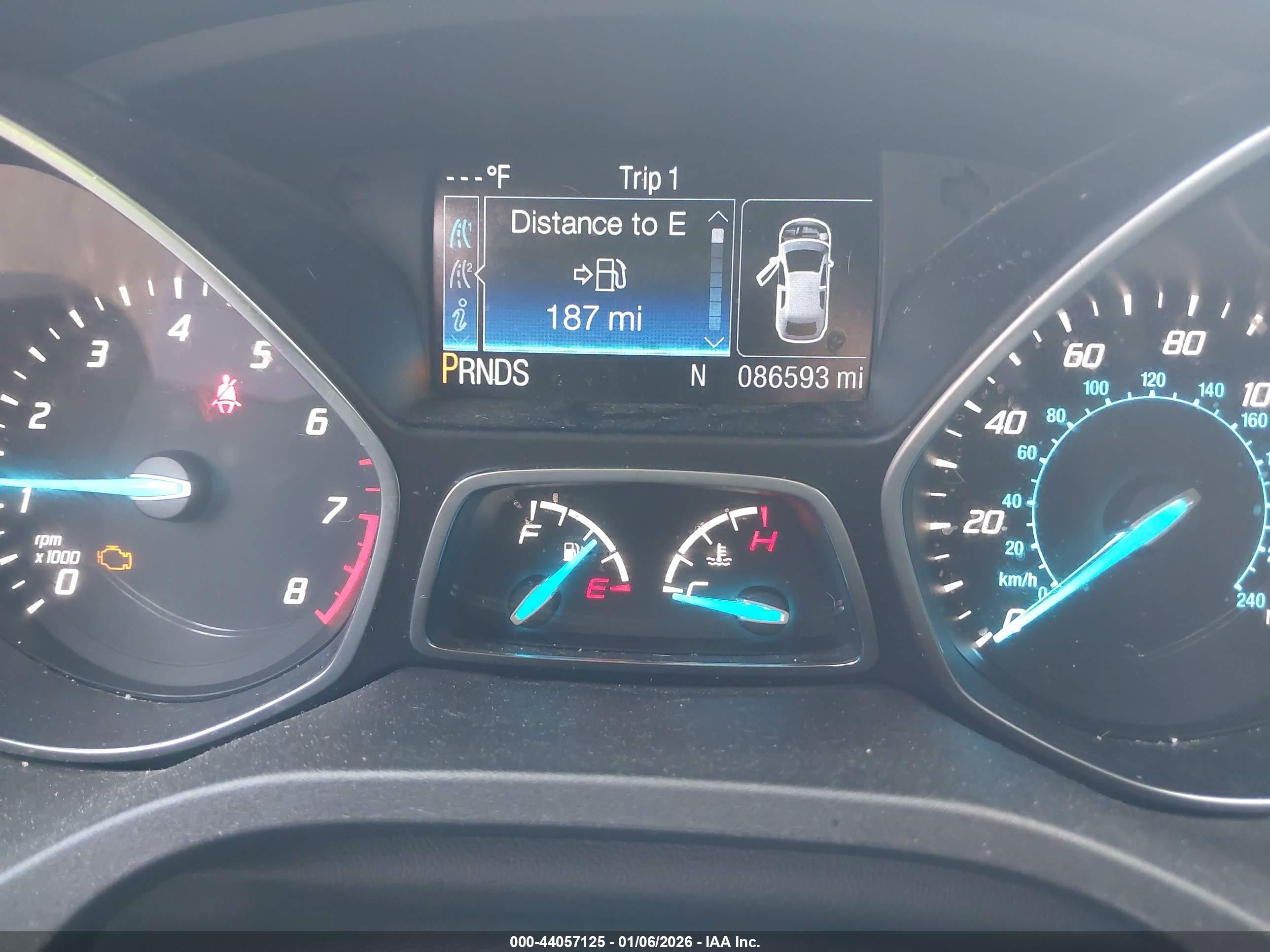 FORD ESCAPE image 7