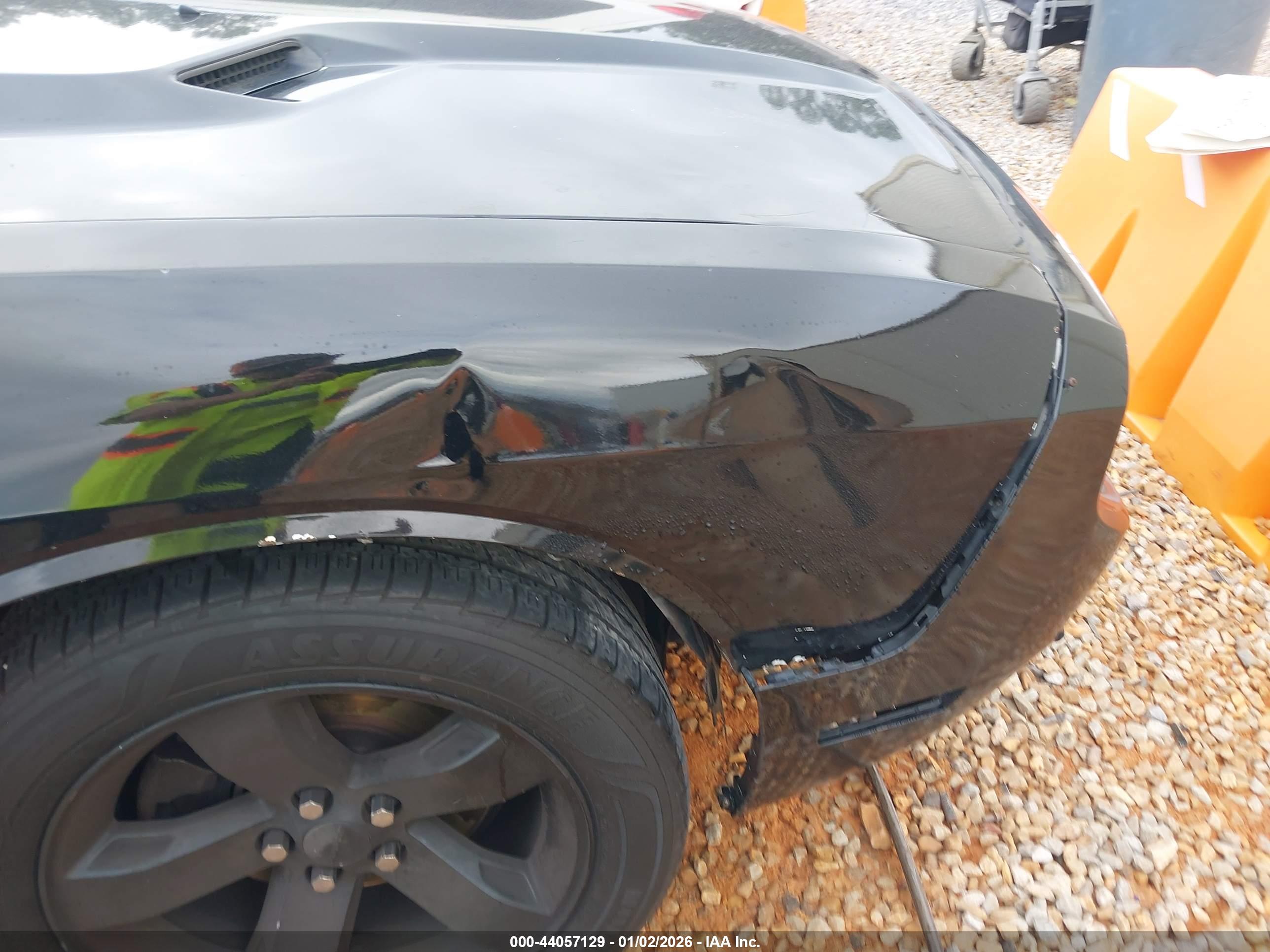 DODGE CHALLENGER image 6