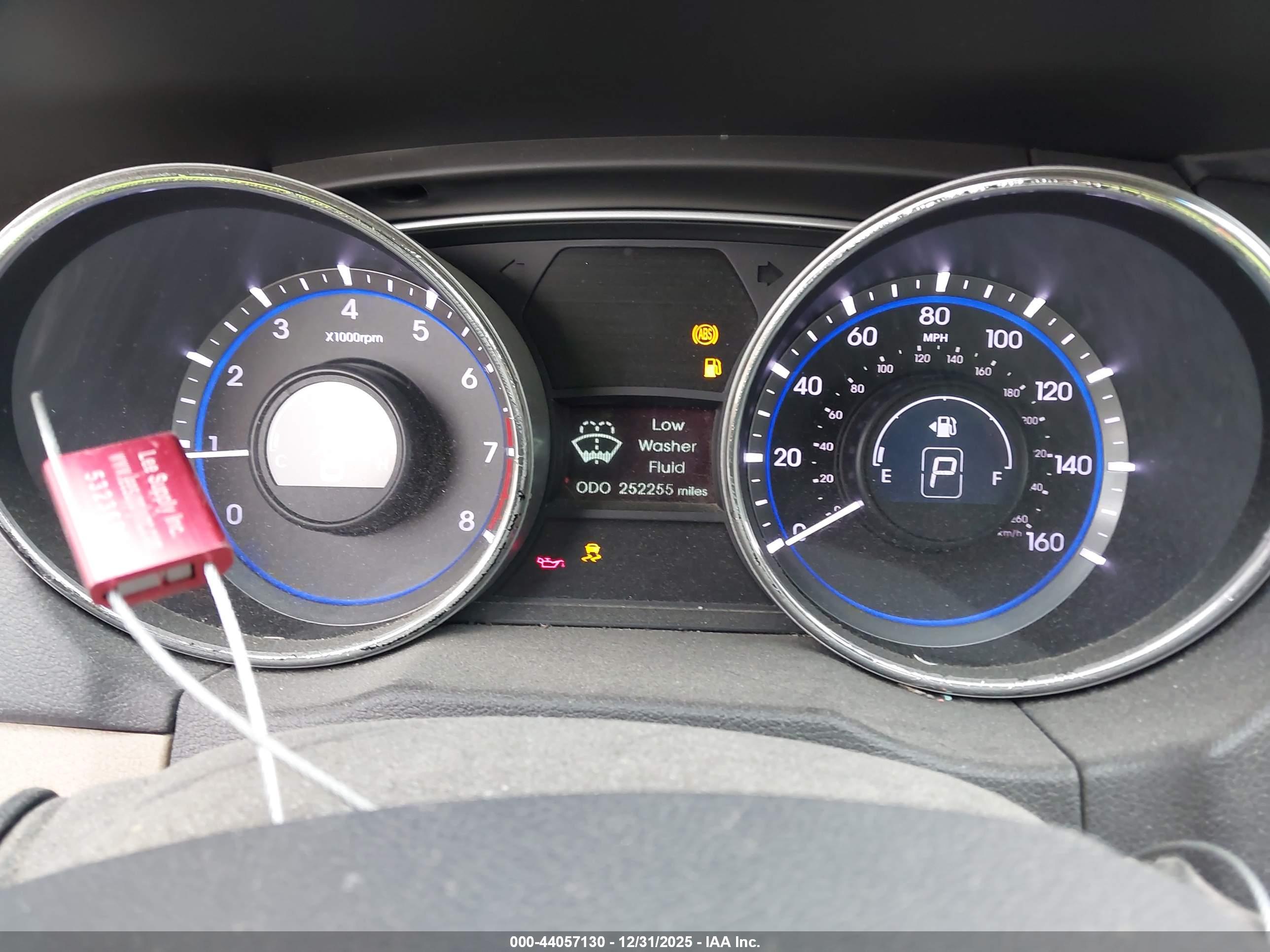 HYUNDAI SONATA image 7