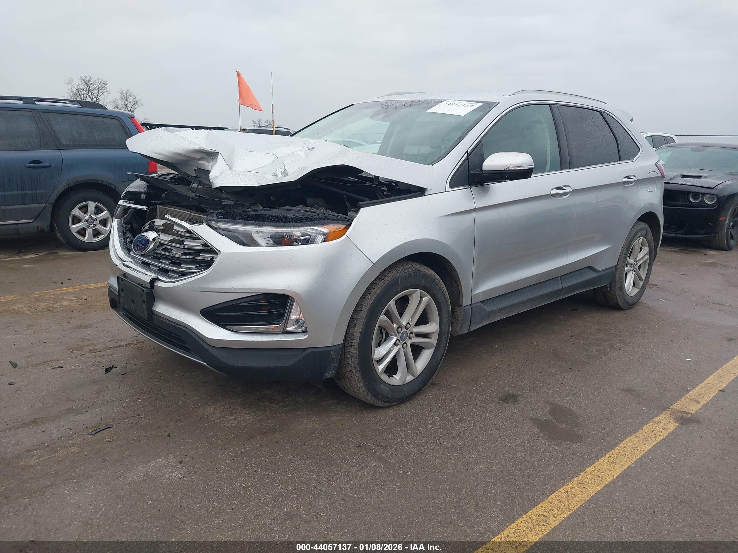 FORD EDGE image 2