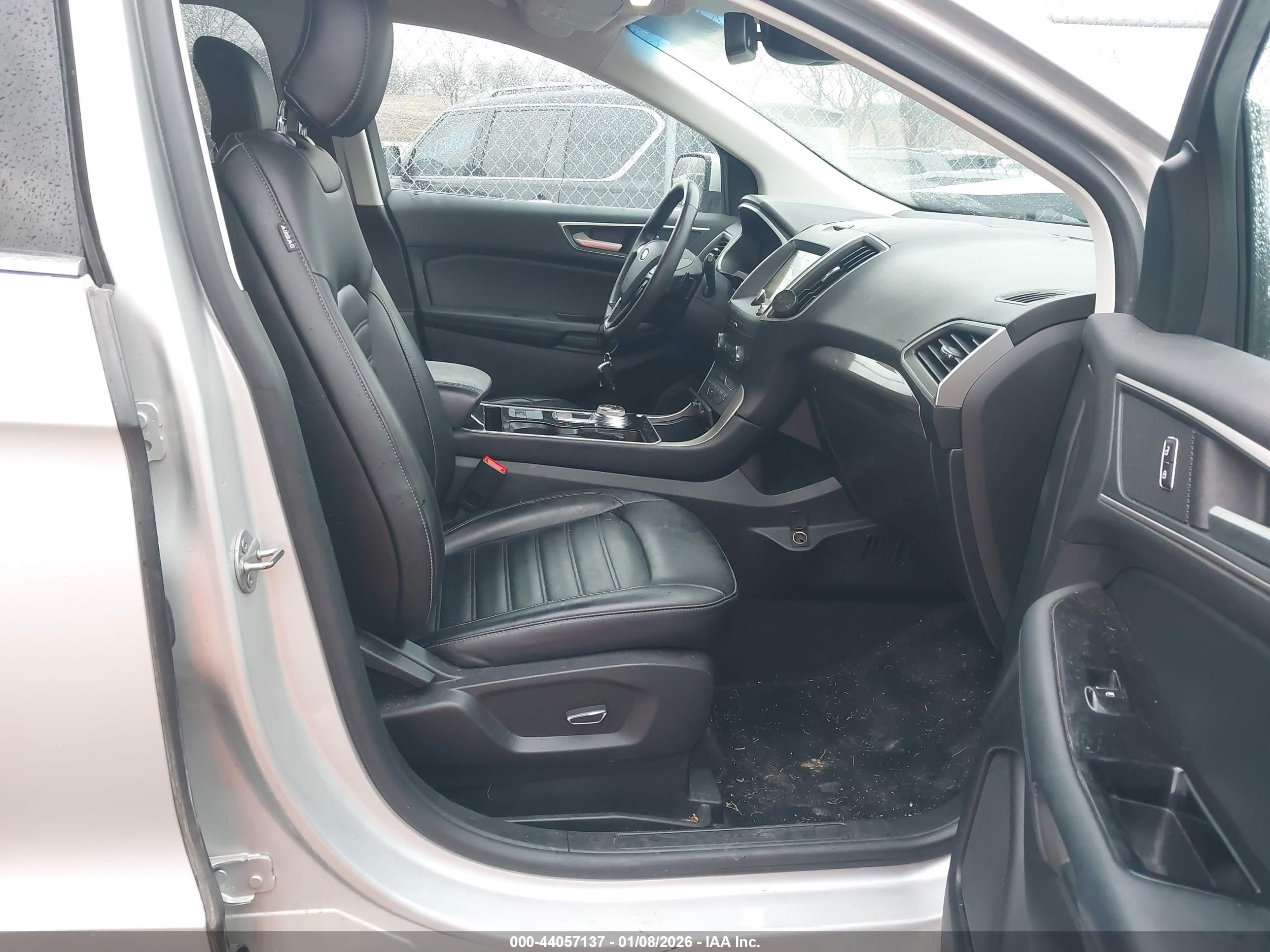 FORD EDGE image 5