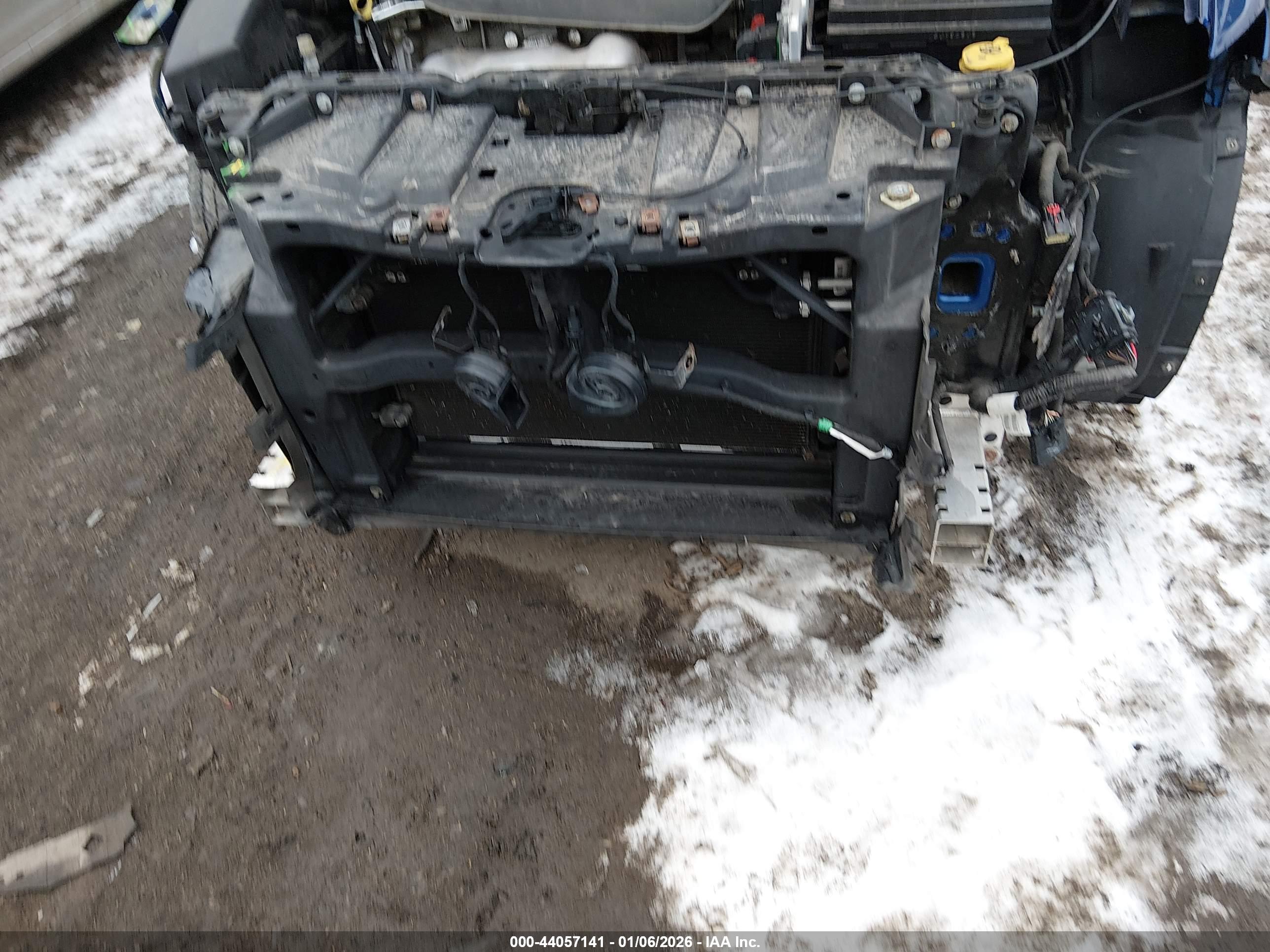 CHRYSLER 200 image 6