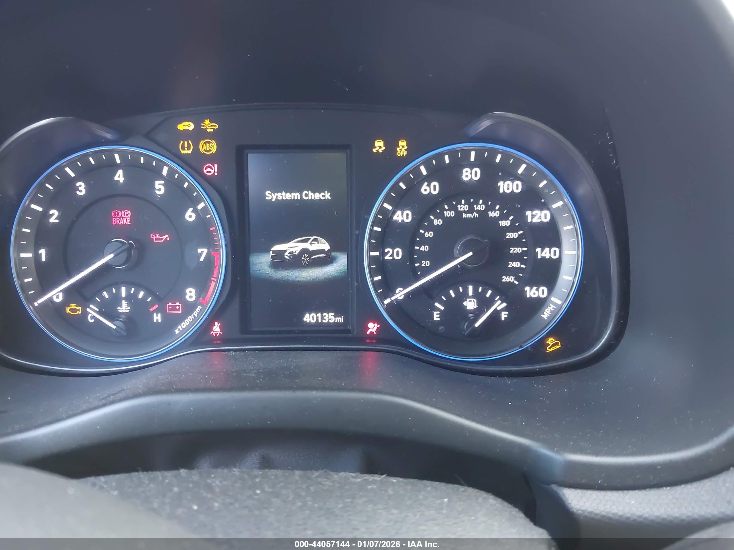 HYUNDAI KONA image 7