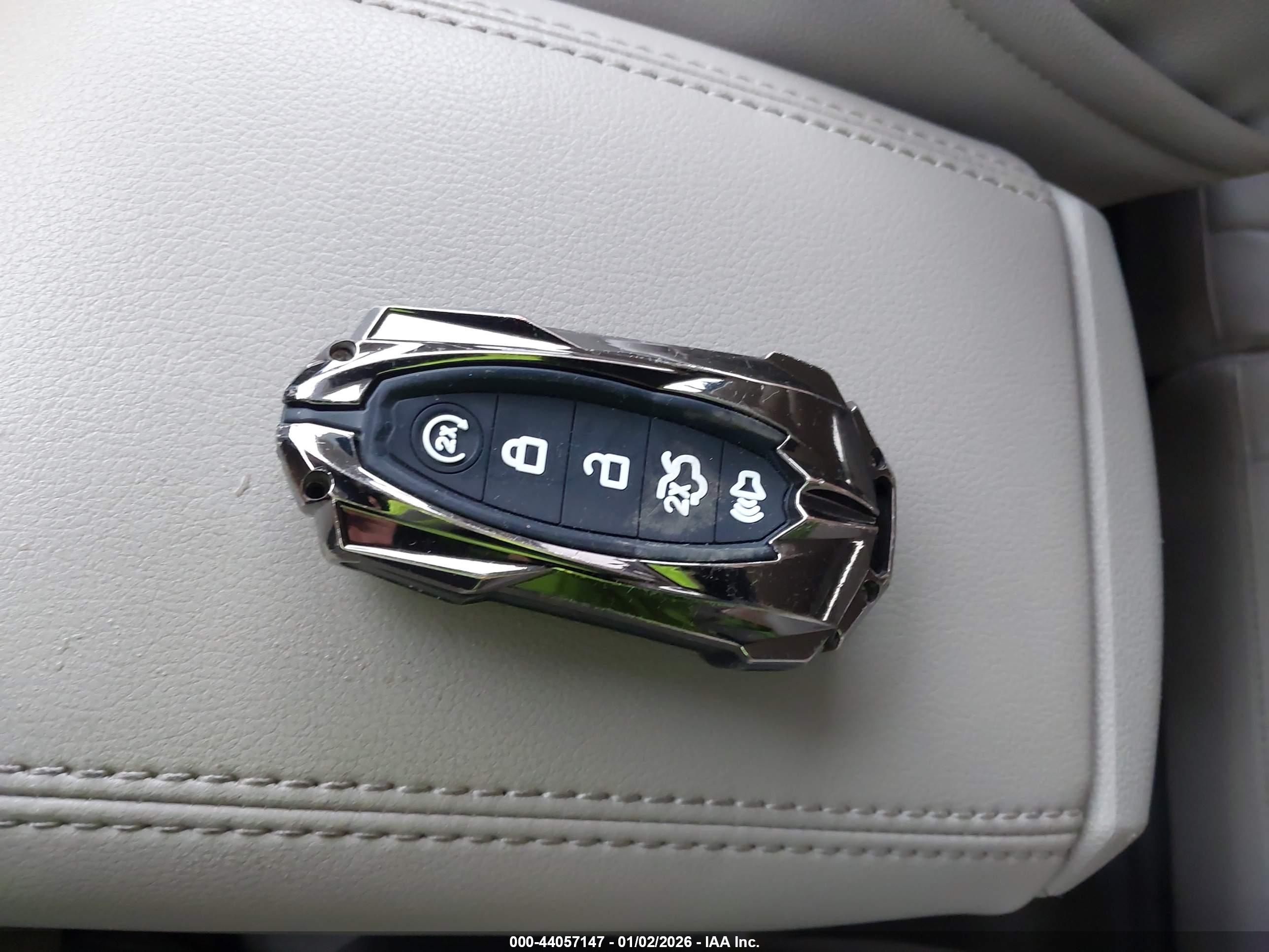 FORD ESCAPE image 11