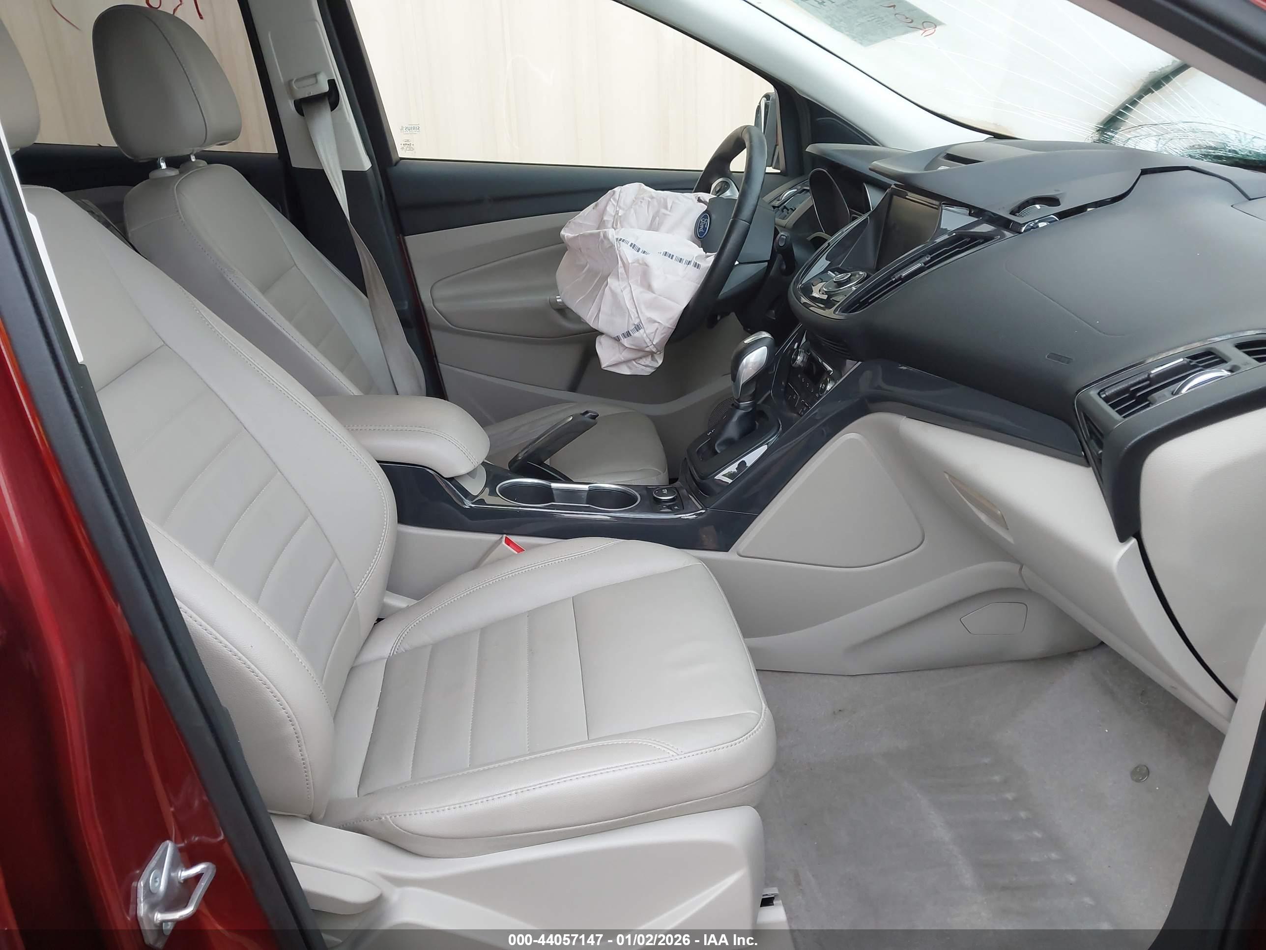 FORD ESCAPE image 5