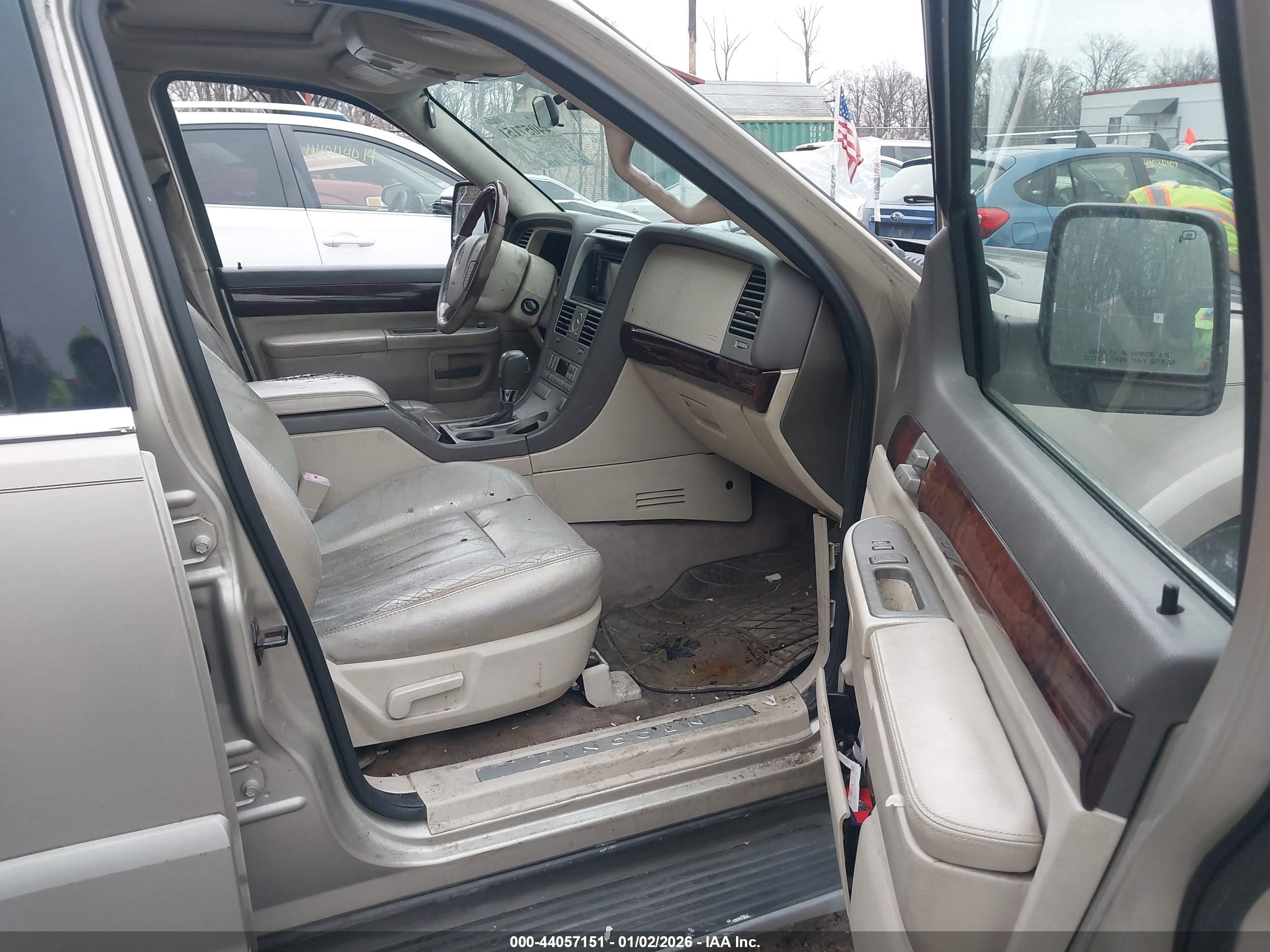 LINCOLN AVIATOR image 5