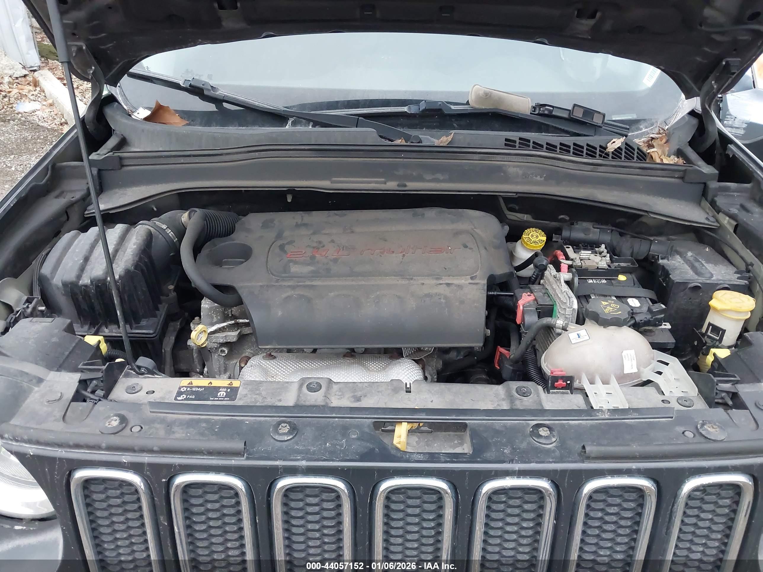 JEEP RENEGADE image 10