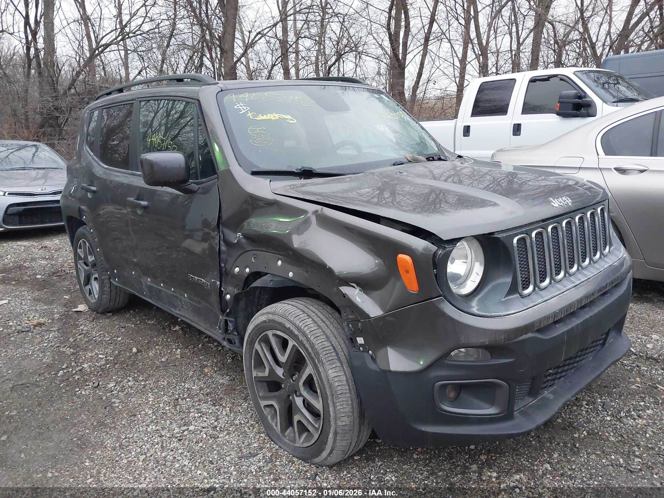 JEEP RENEGADE image 6
