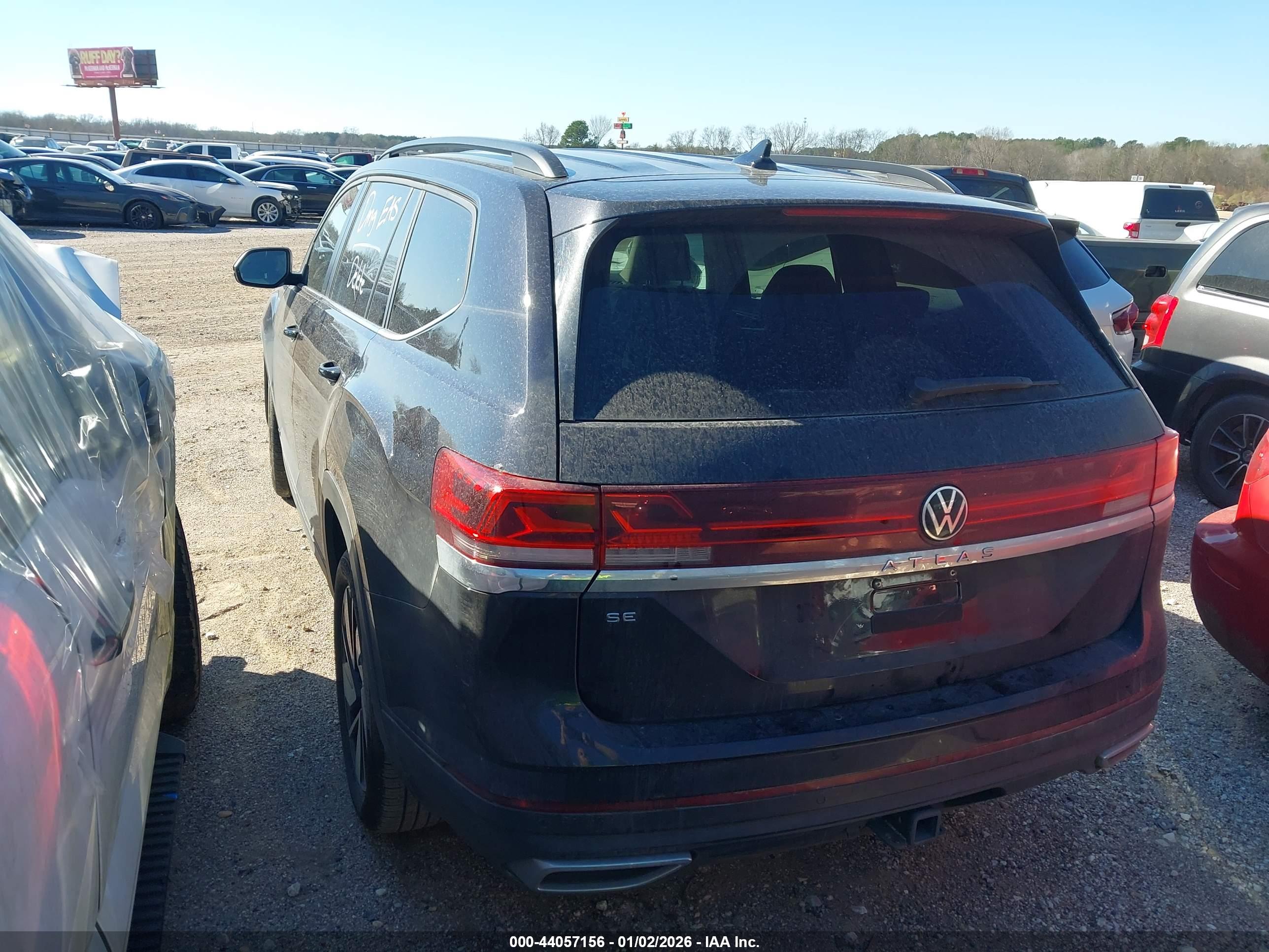 VOLKSWAGEN ATLAS image 3