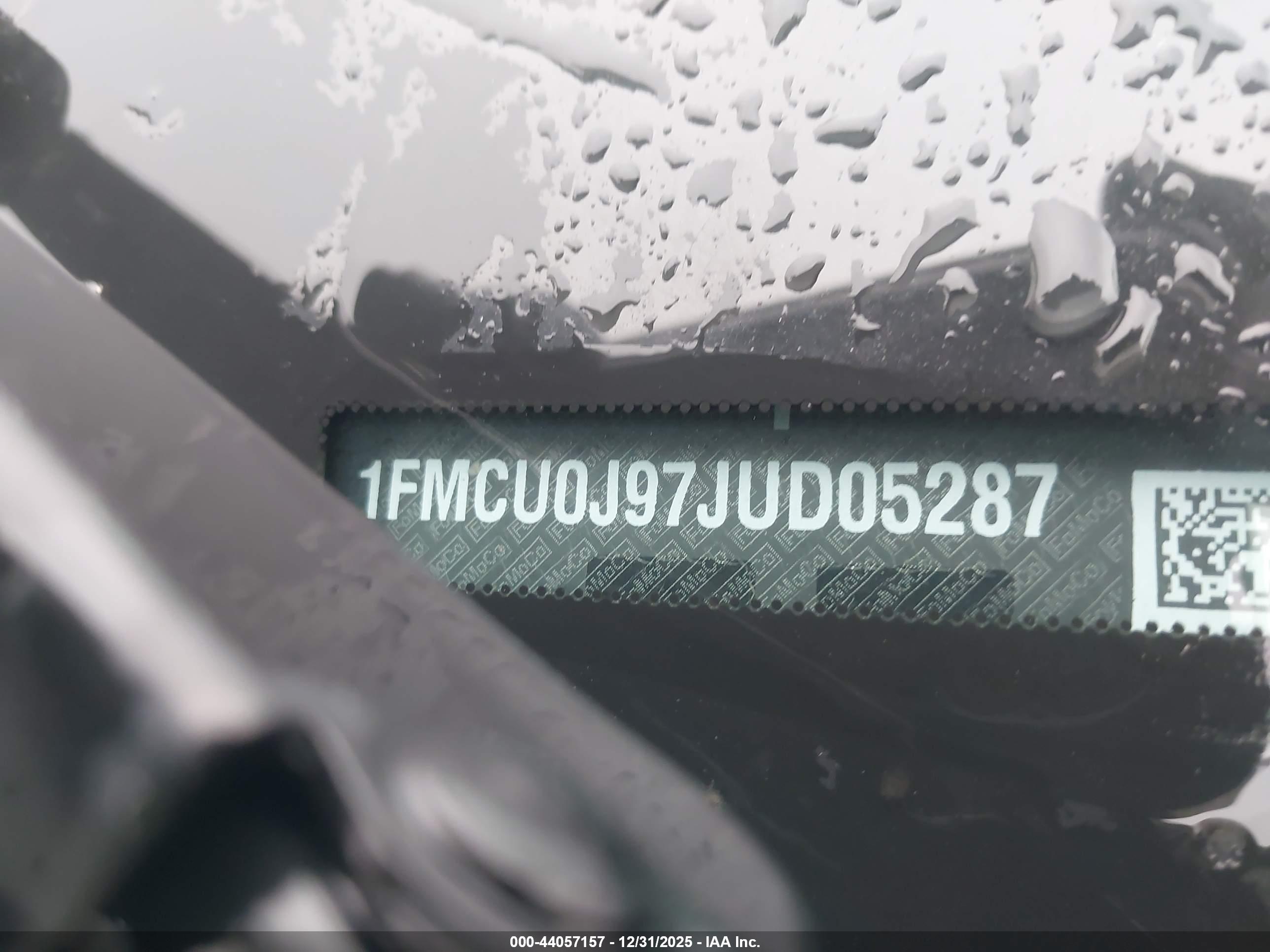 FORD ESCAPE image 9