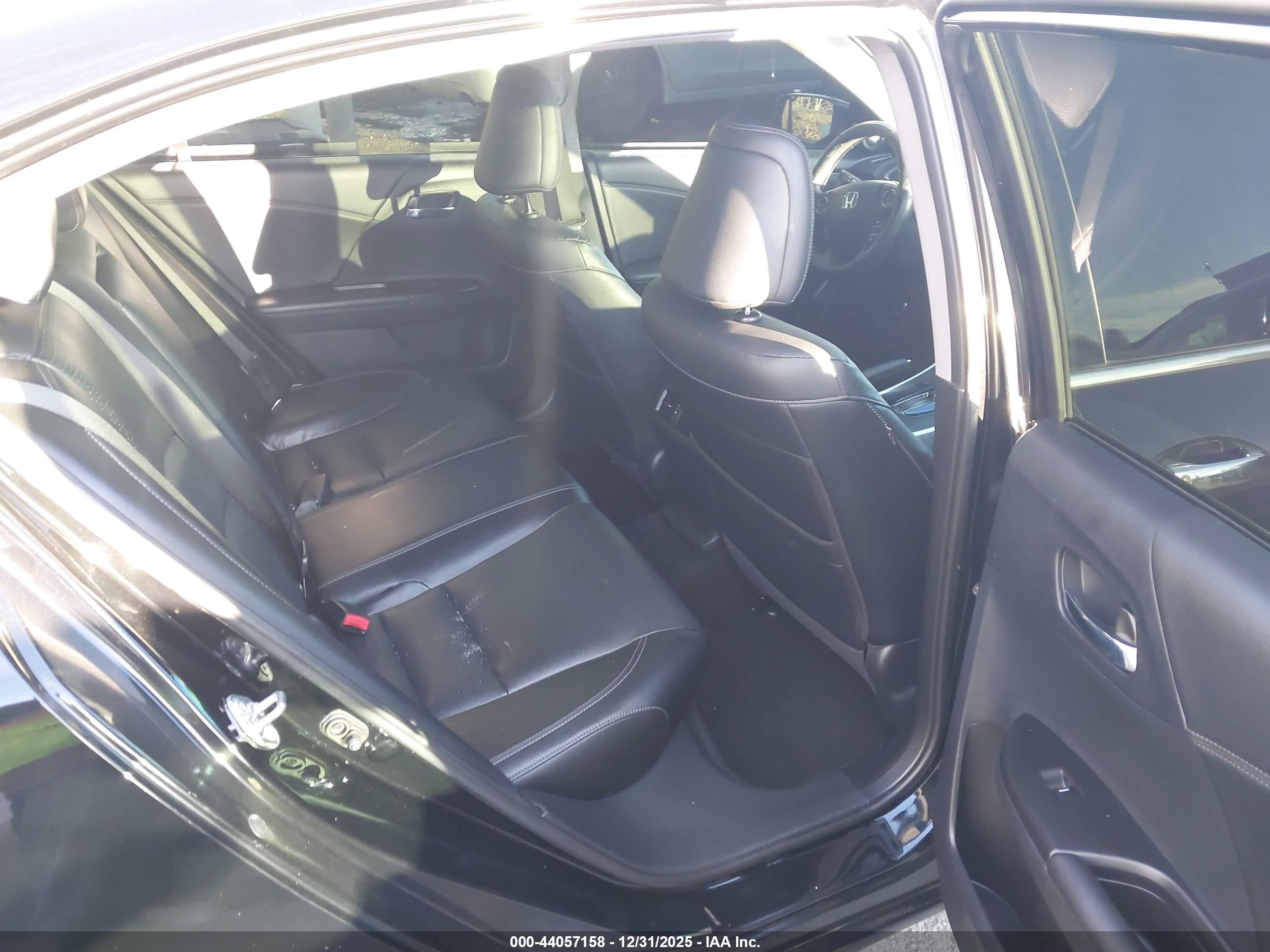 HONDA ACCORD image 8