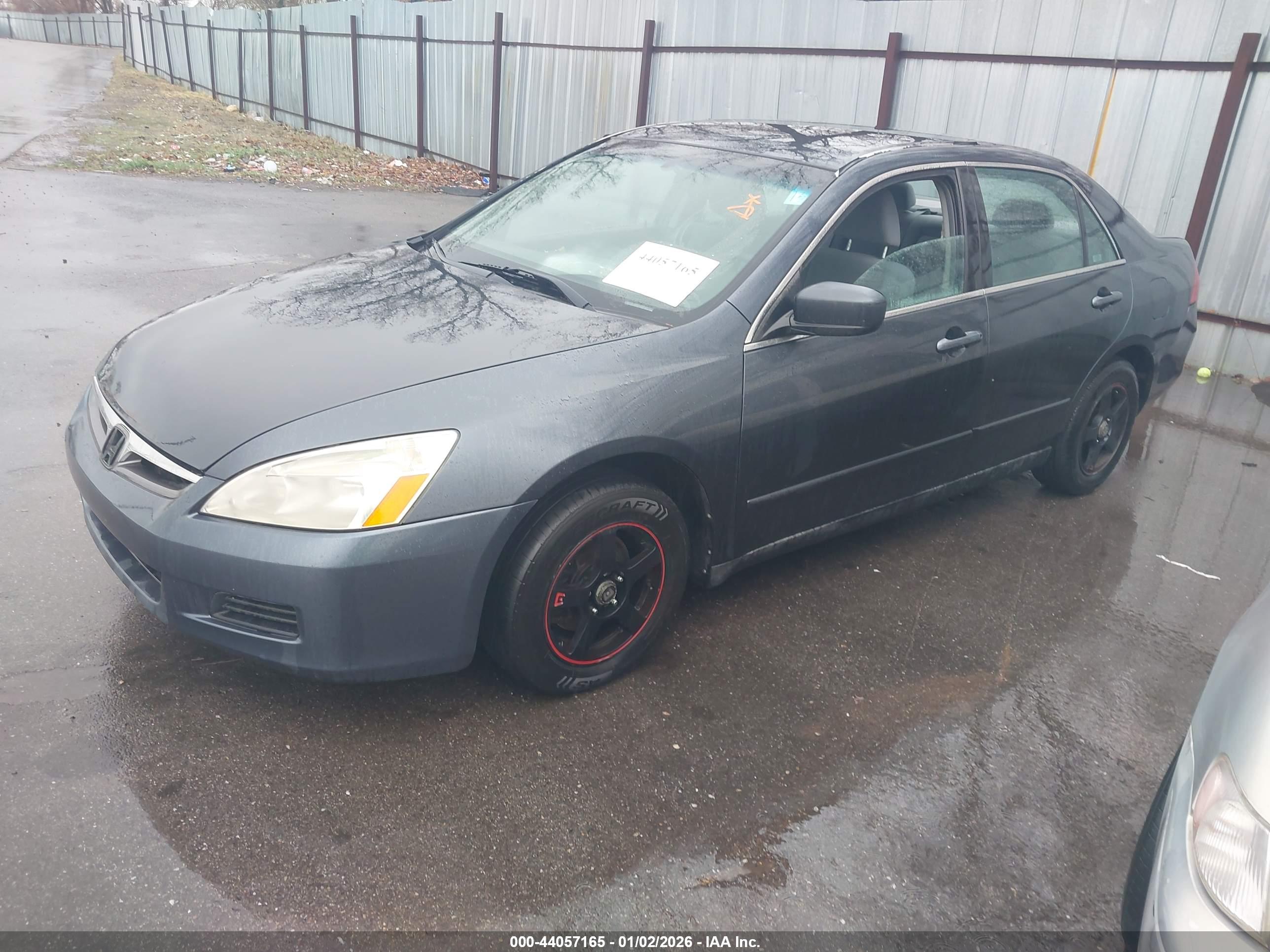 HONDA ACCORD image 2