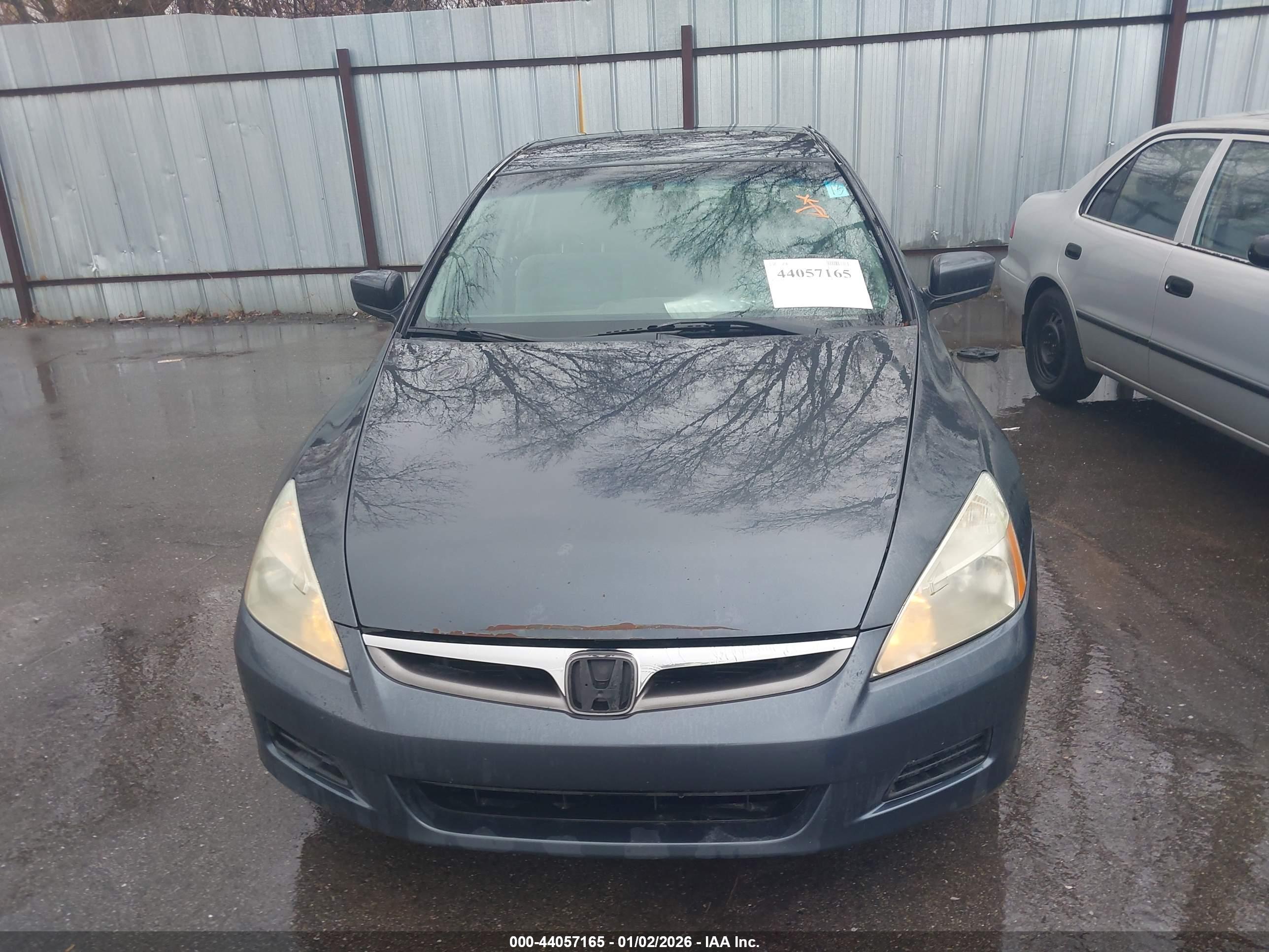 HONDA ACCORD image 6