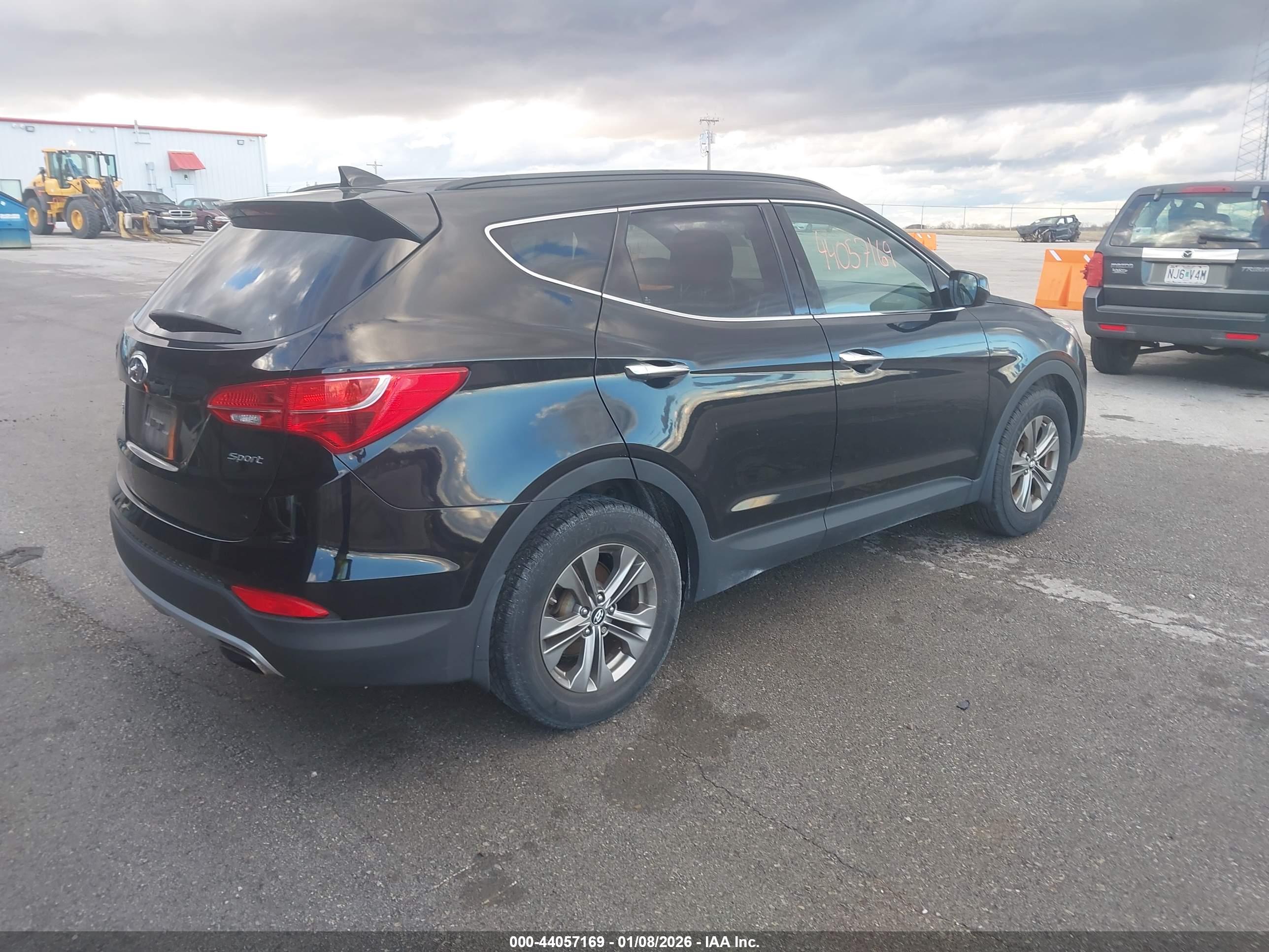 HYUNDAI SANTA image 4