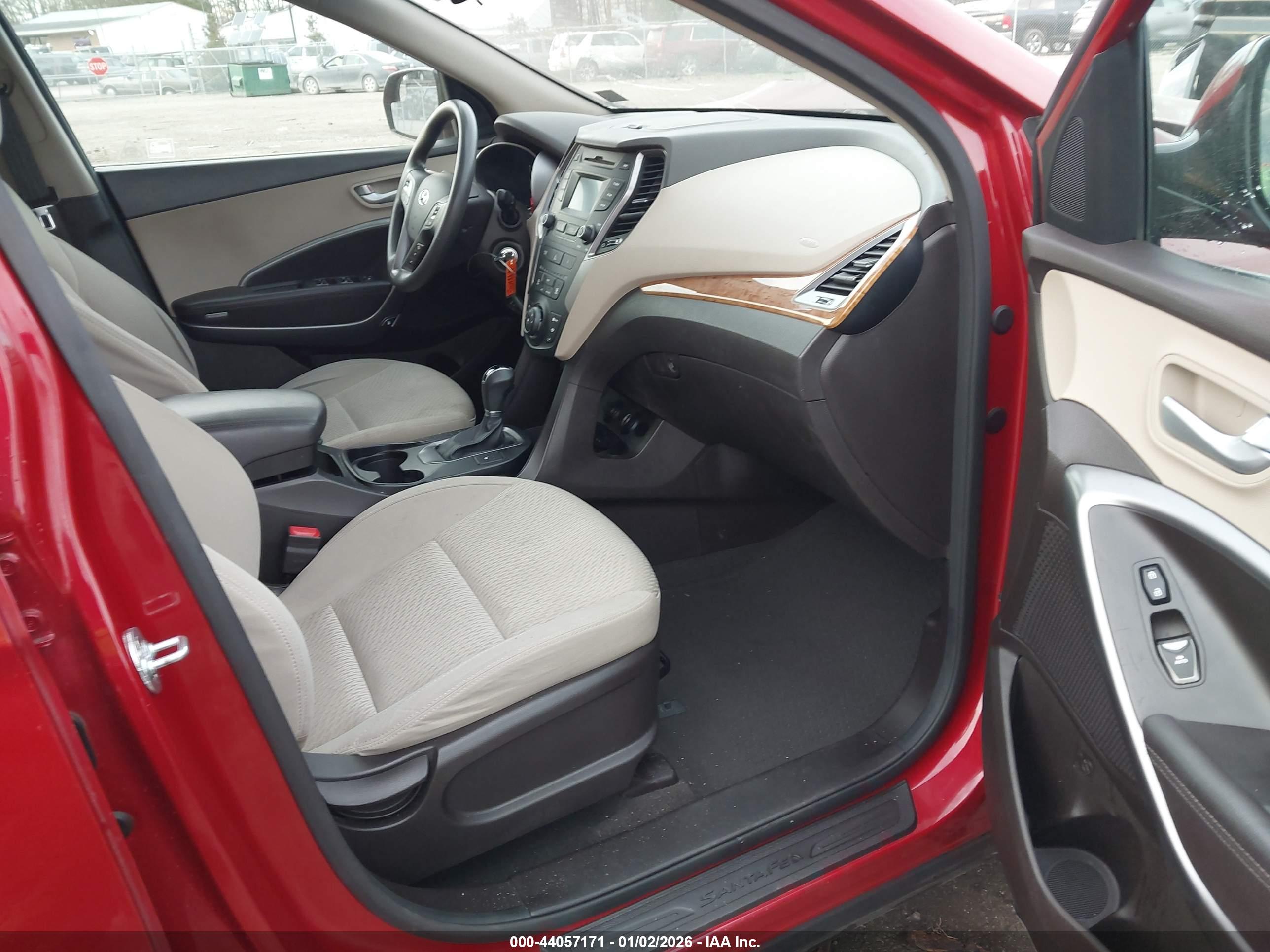 HYUNDAI SANTA image 5