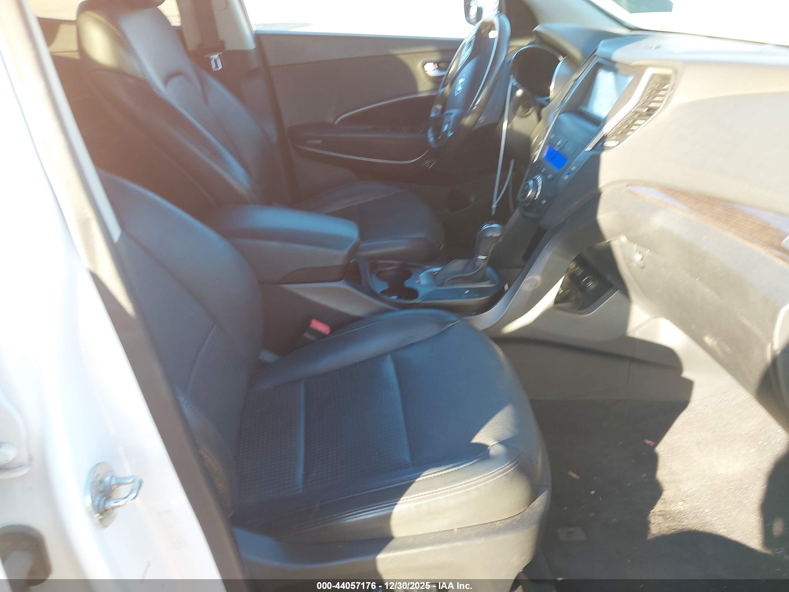 HYUNDAI SANTA image 5