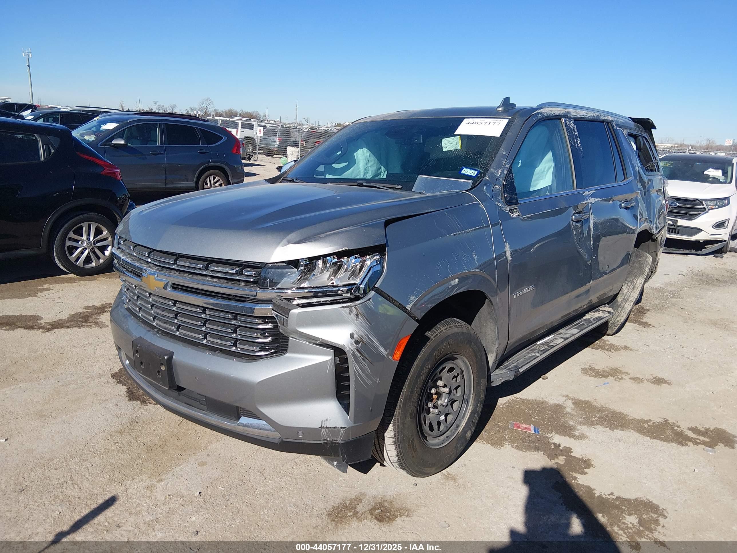 CHEVROLET TAHOE image 2
