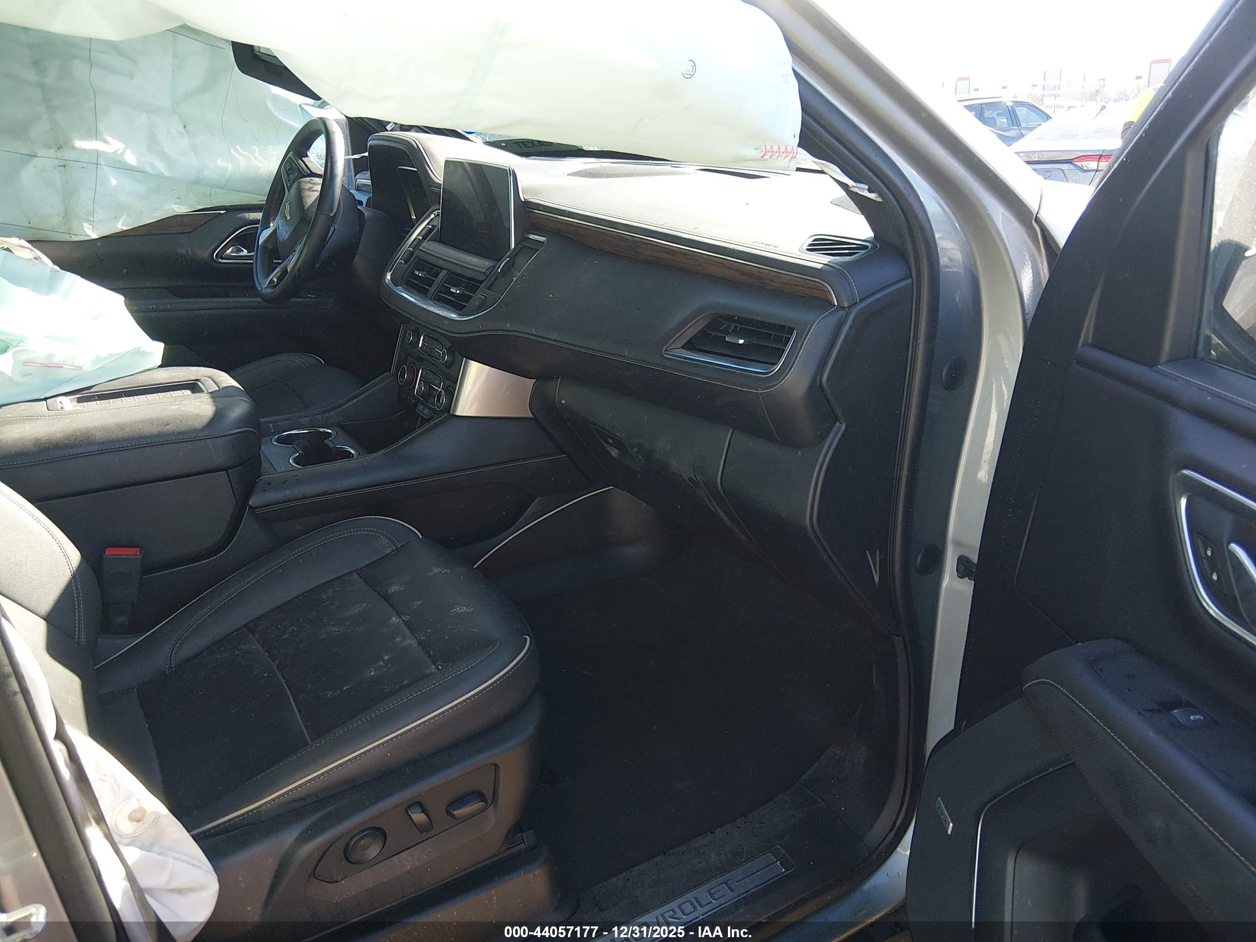 CHEVROLET TAHOE image 5