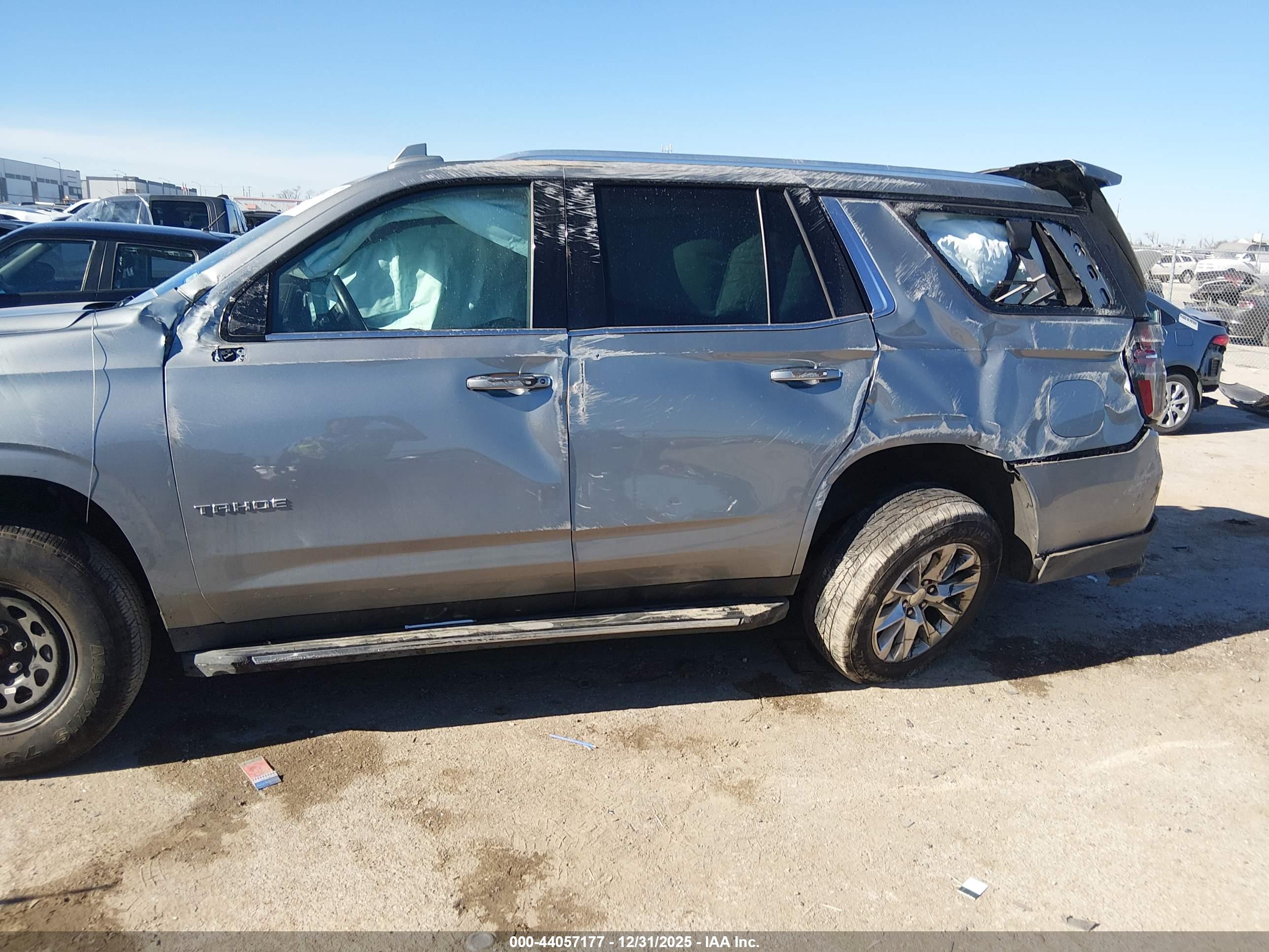 CHEVROLET TAHOE image 6