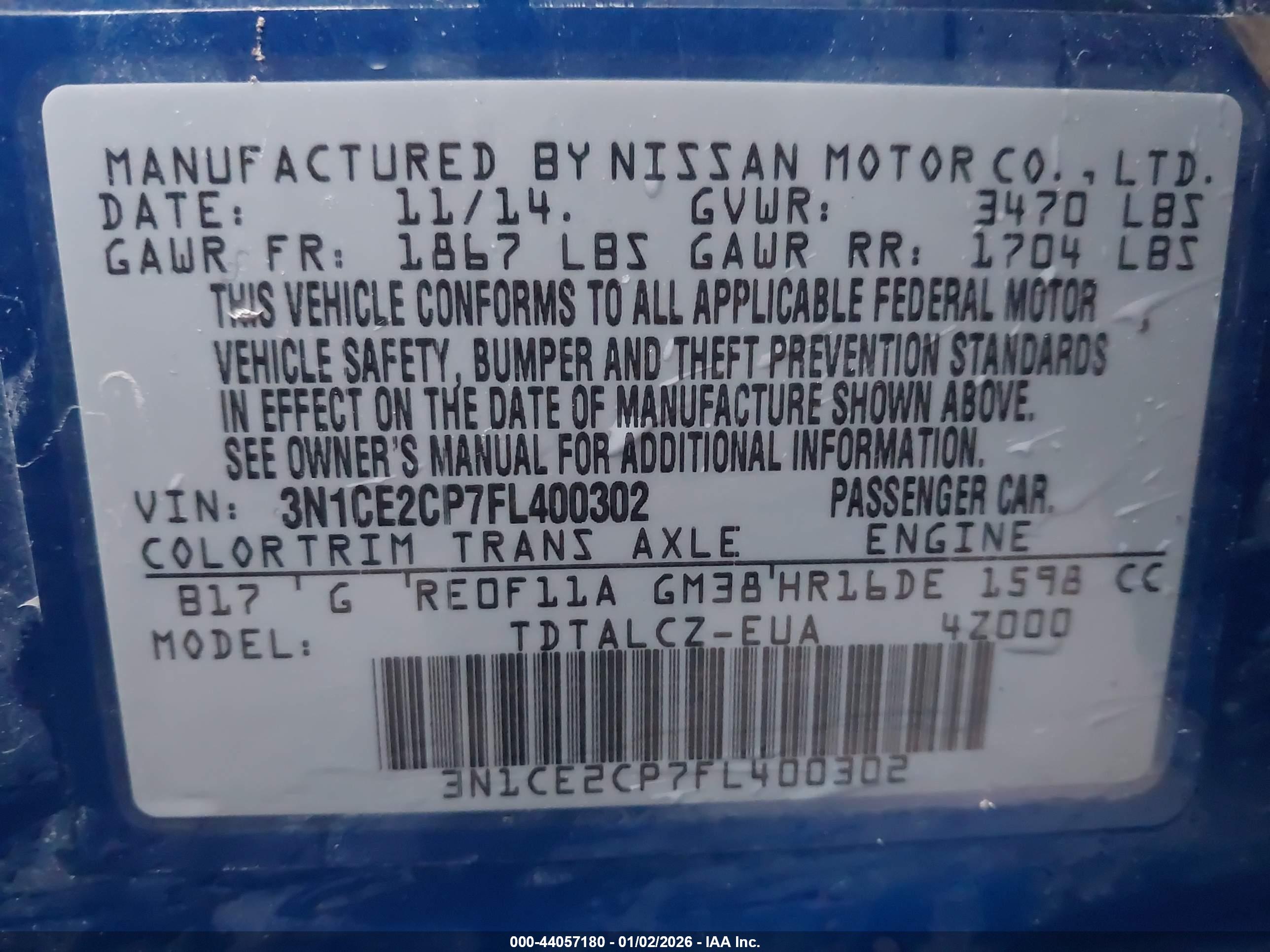 NISSAN VERSA image 9