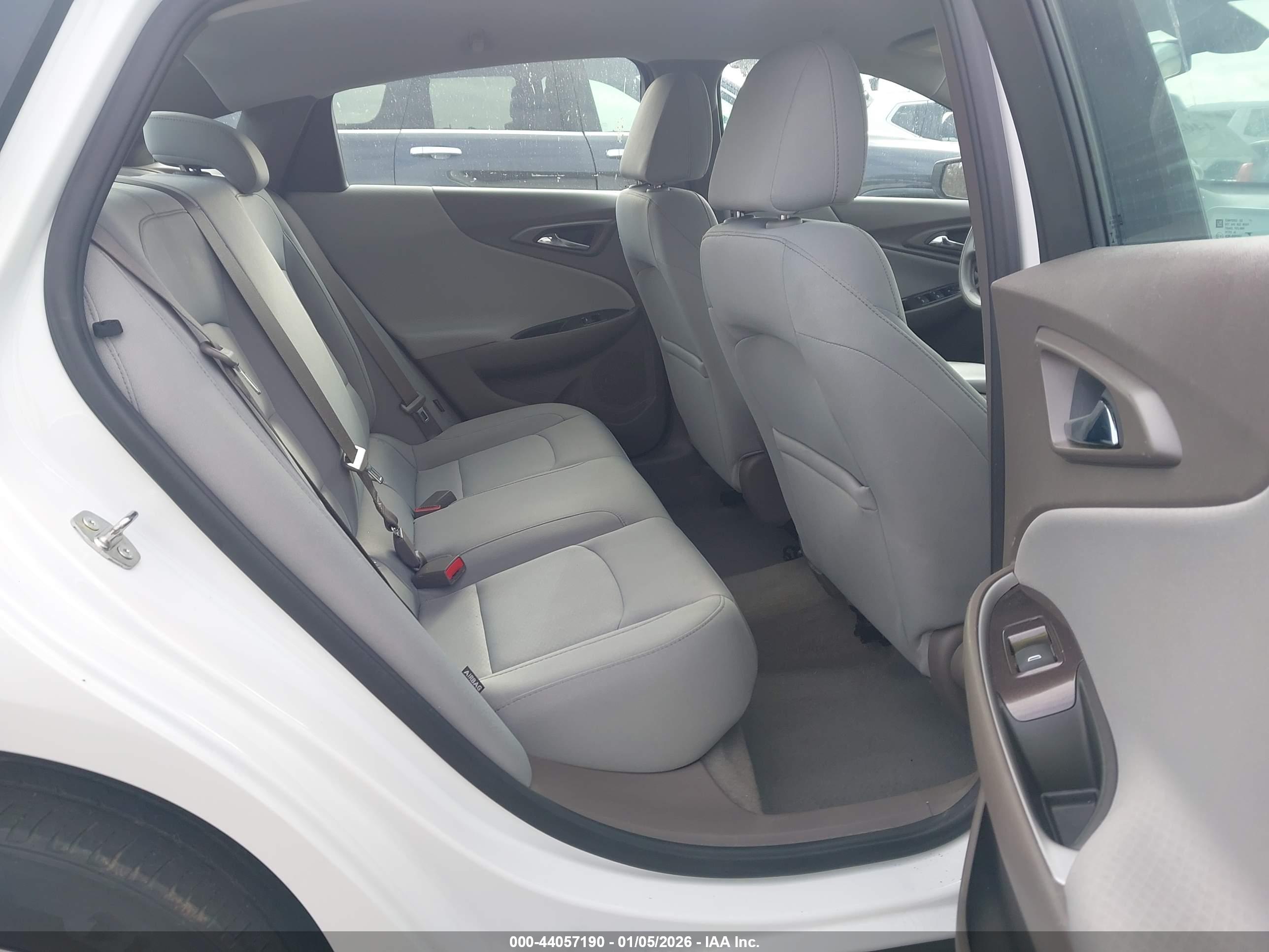 CHEVROLET MALIBU image 8