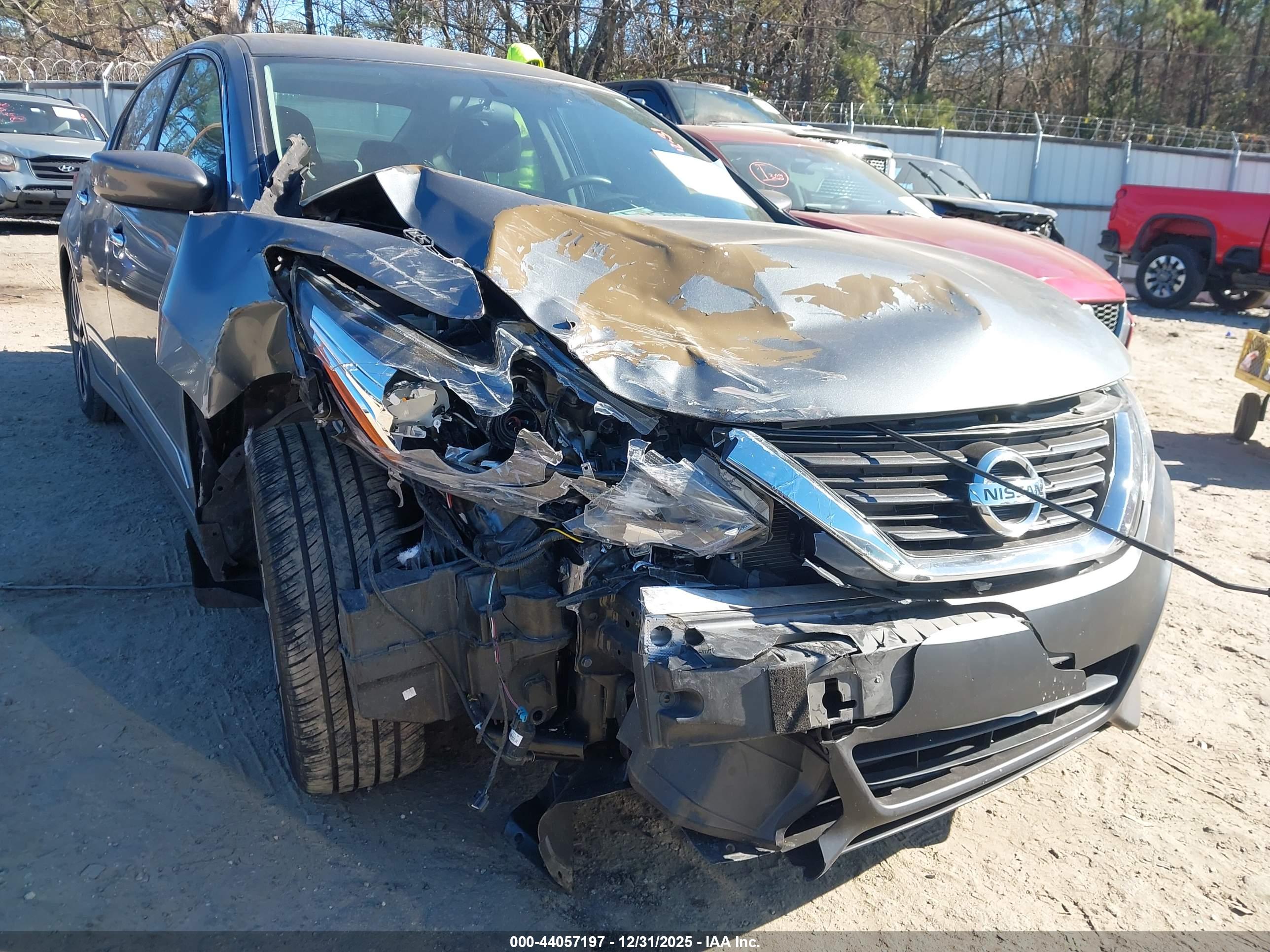 NISSAN ALTIMA image 6