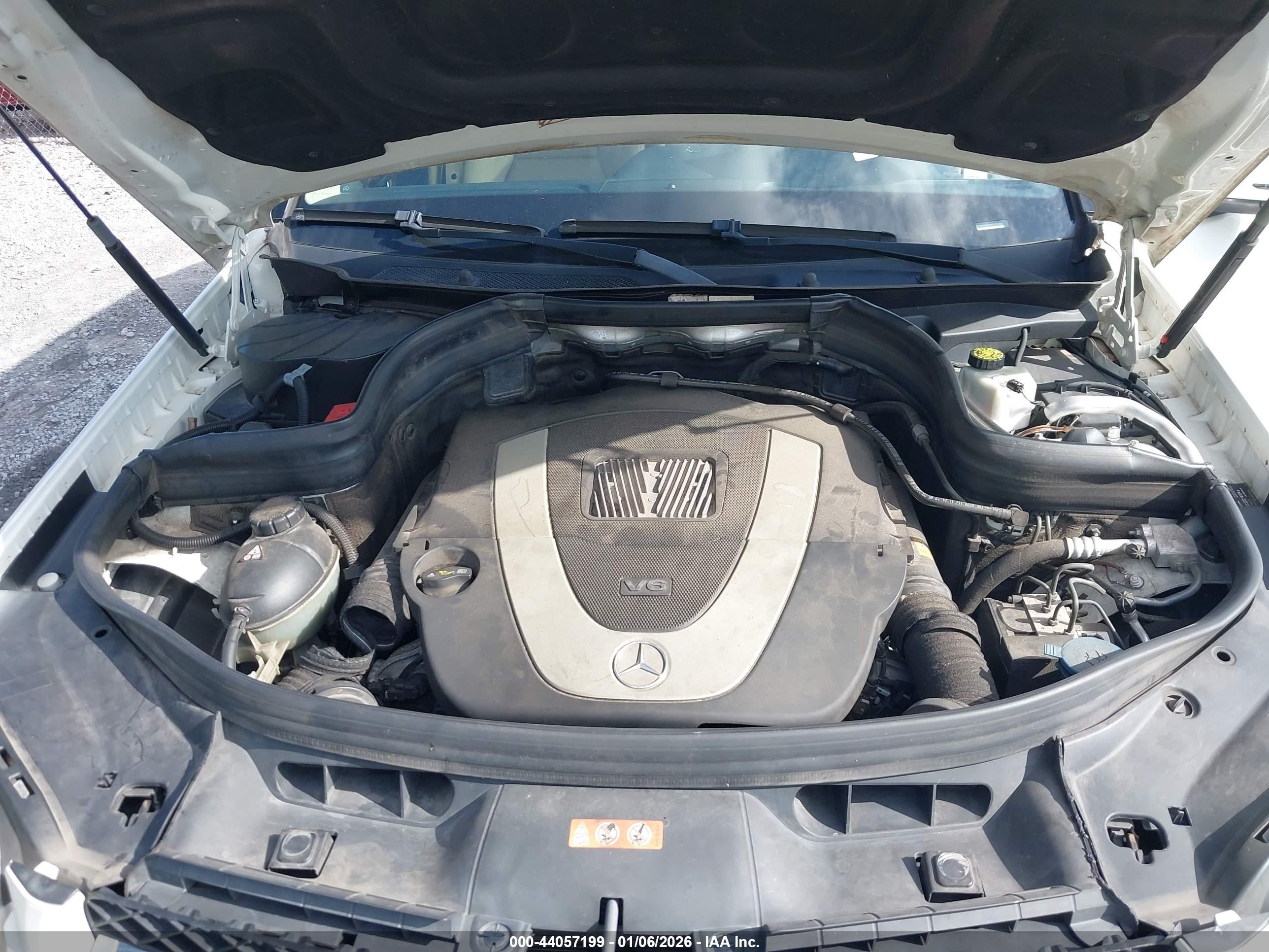 MERCEDES-BENZ GLK image 10
