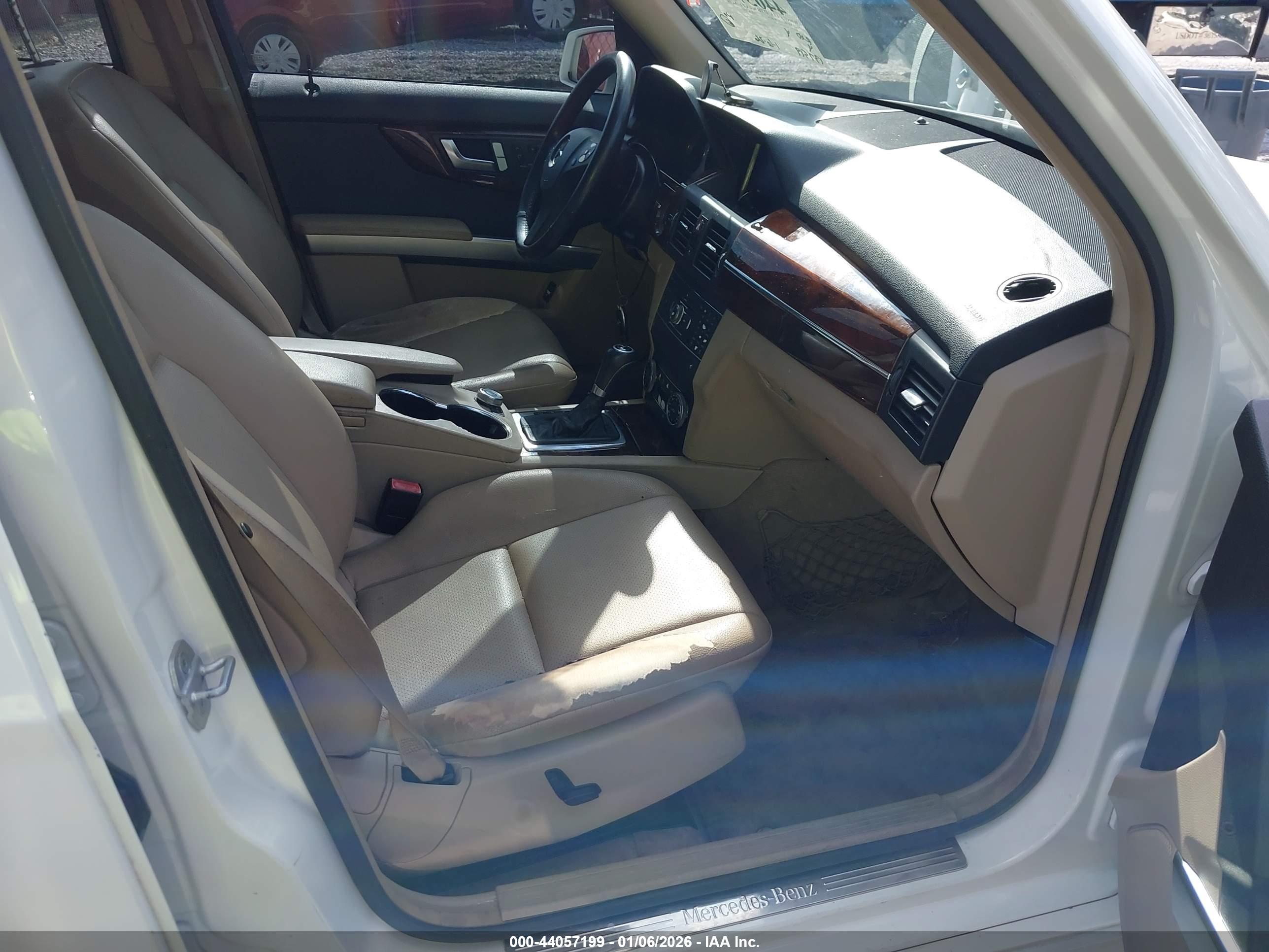 MERCEDES-BENZ GLK image 5
