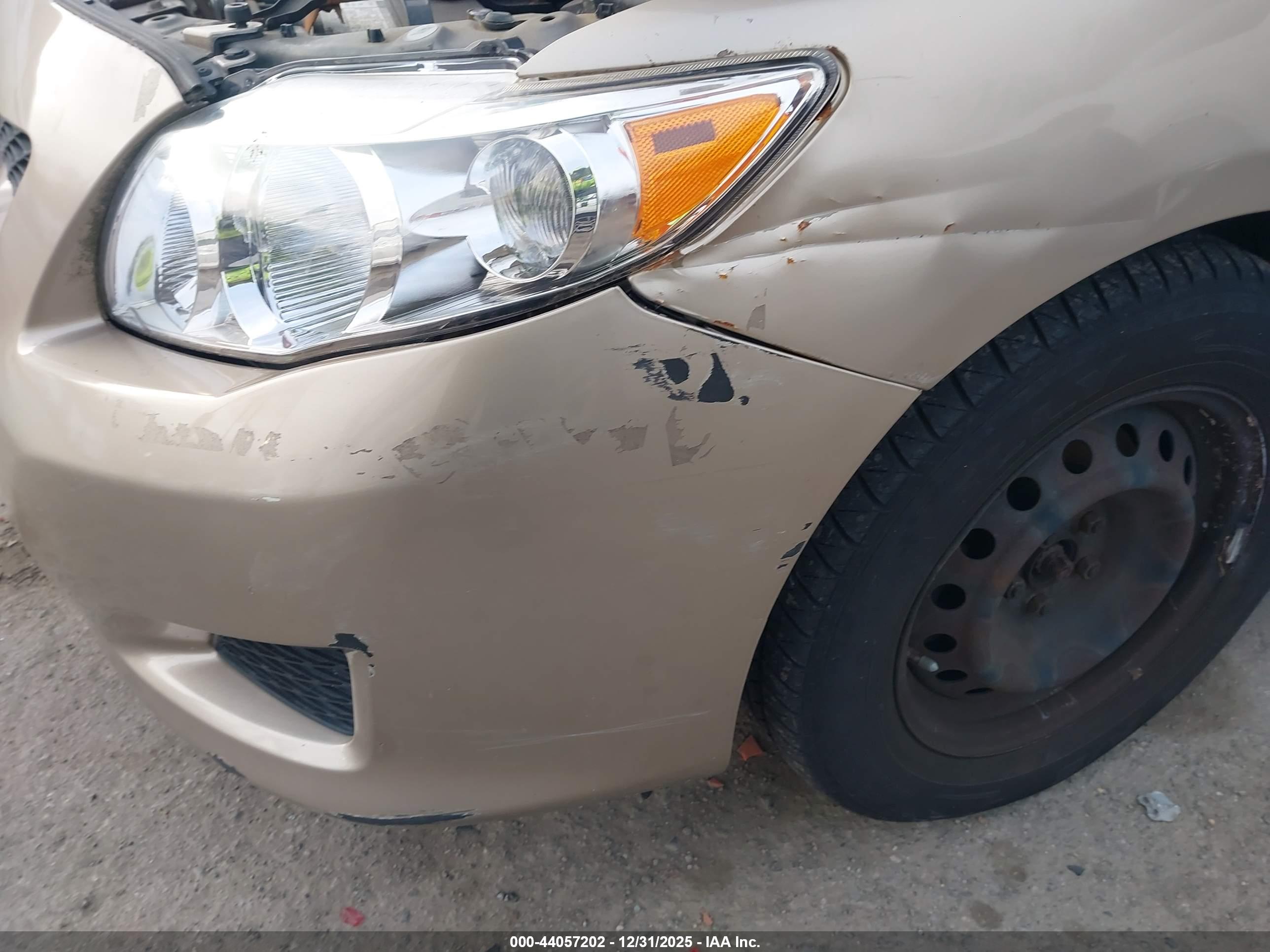TOYOTA COROLLA image 6