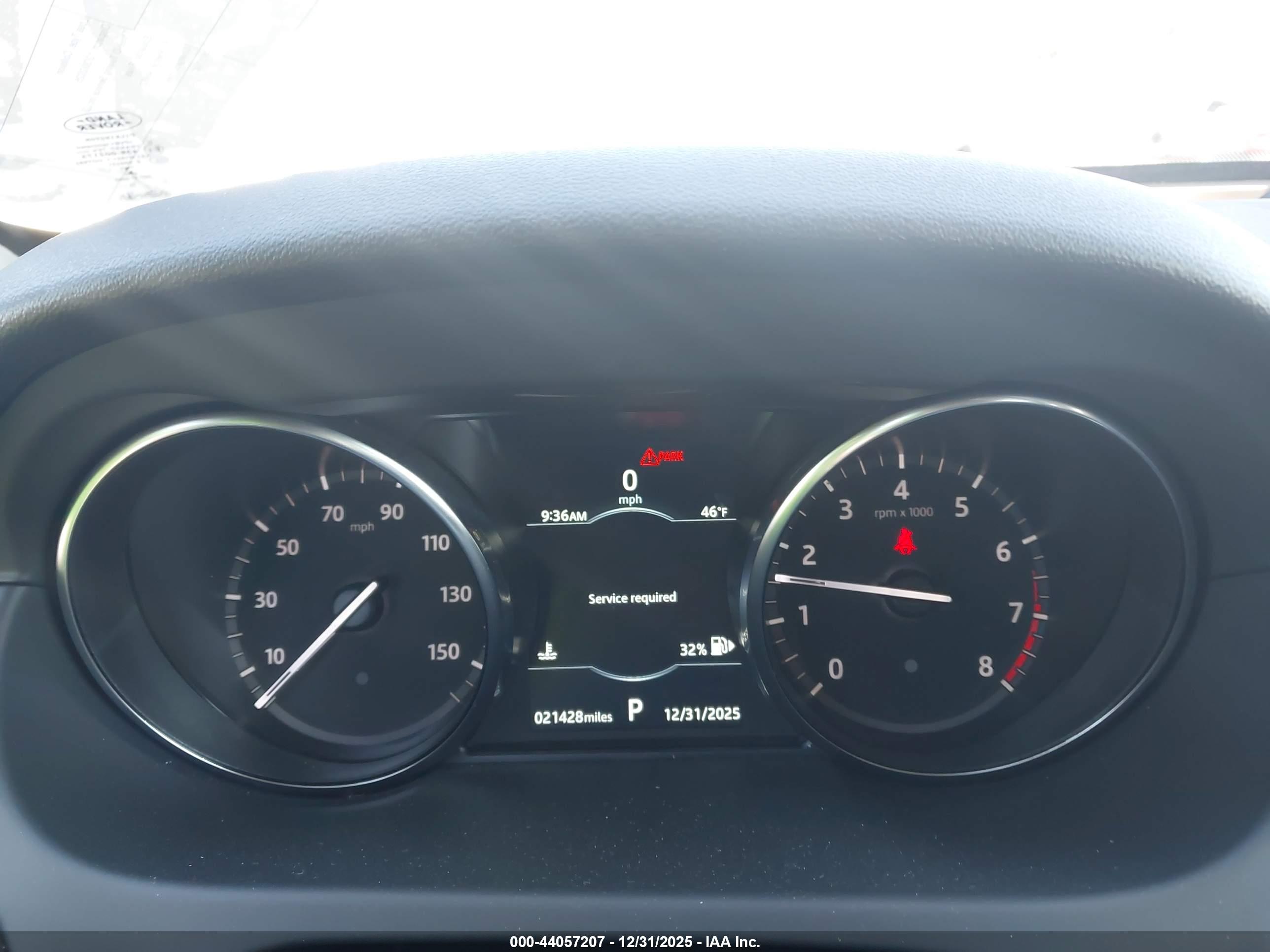 LAND ROVER image 7