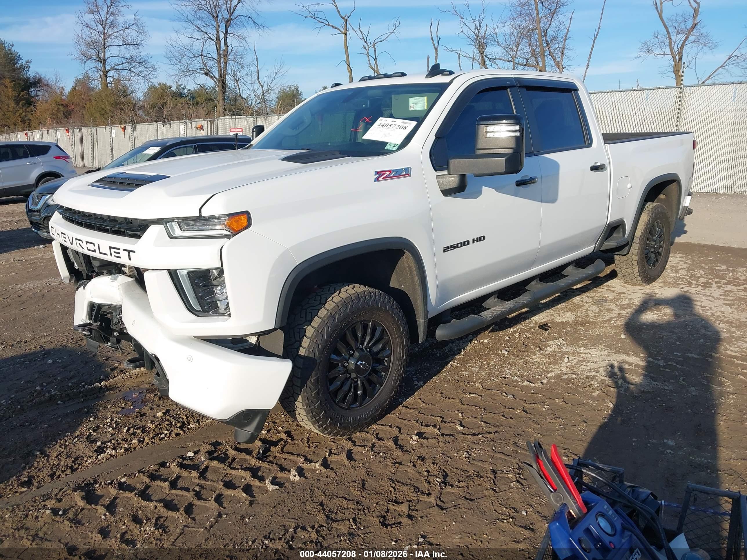 CHEVROLET SILVERADO image 2