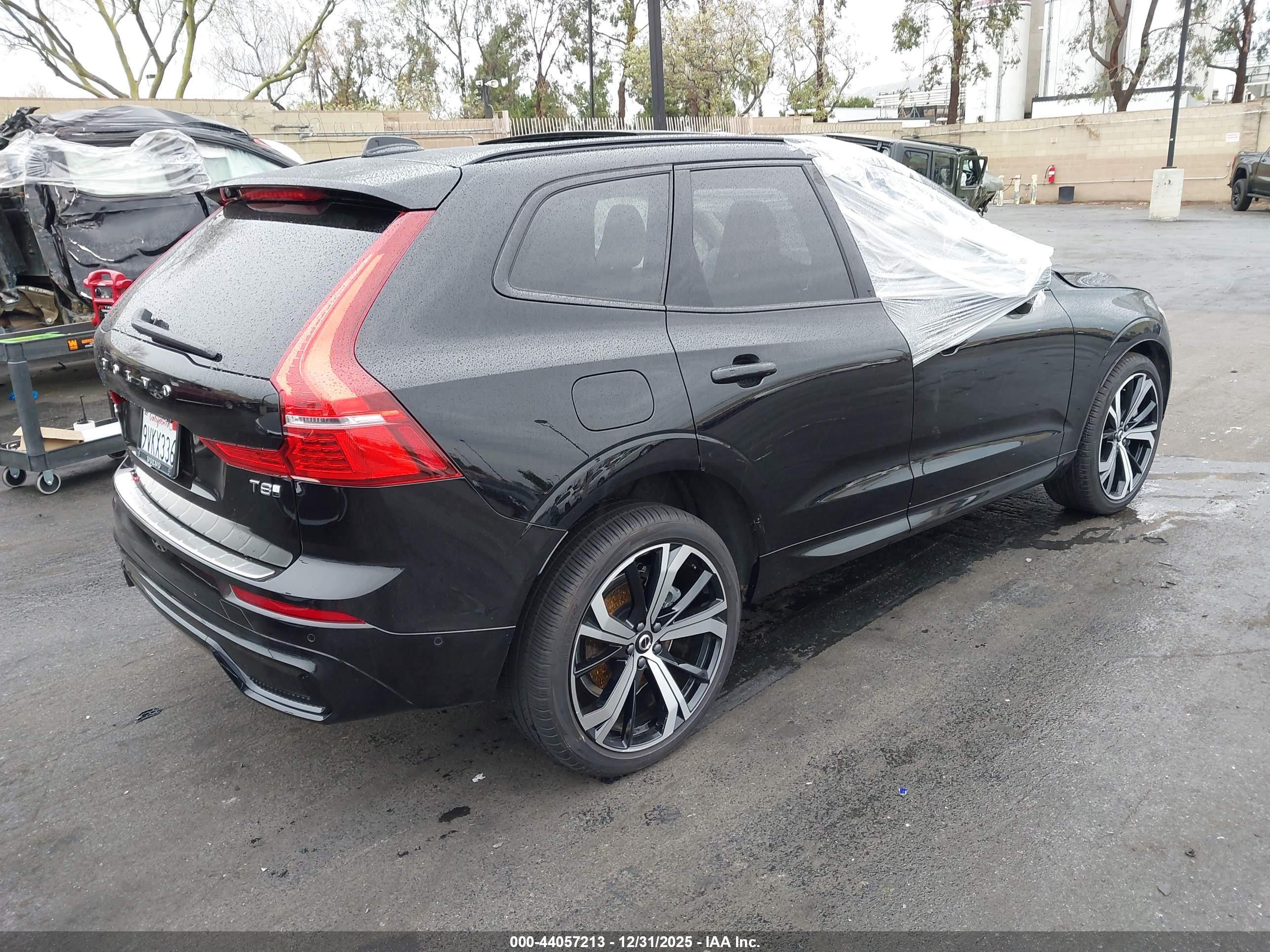 VOLVO XC60 image 4